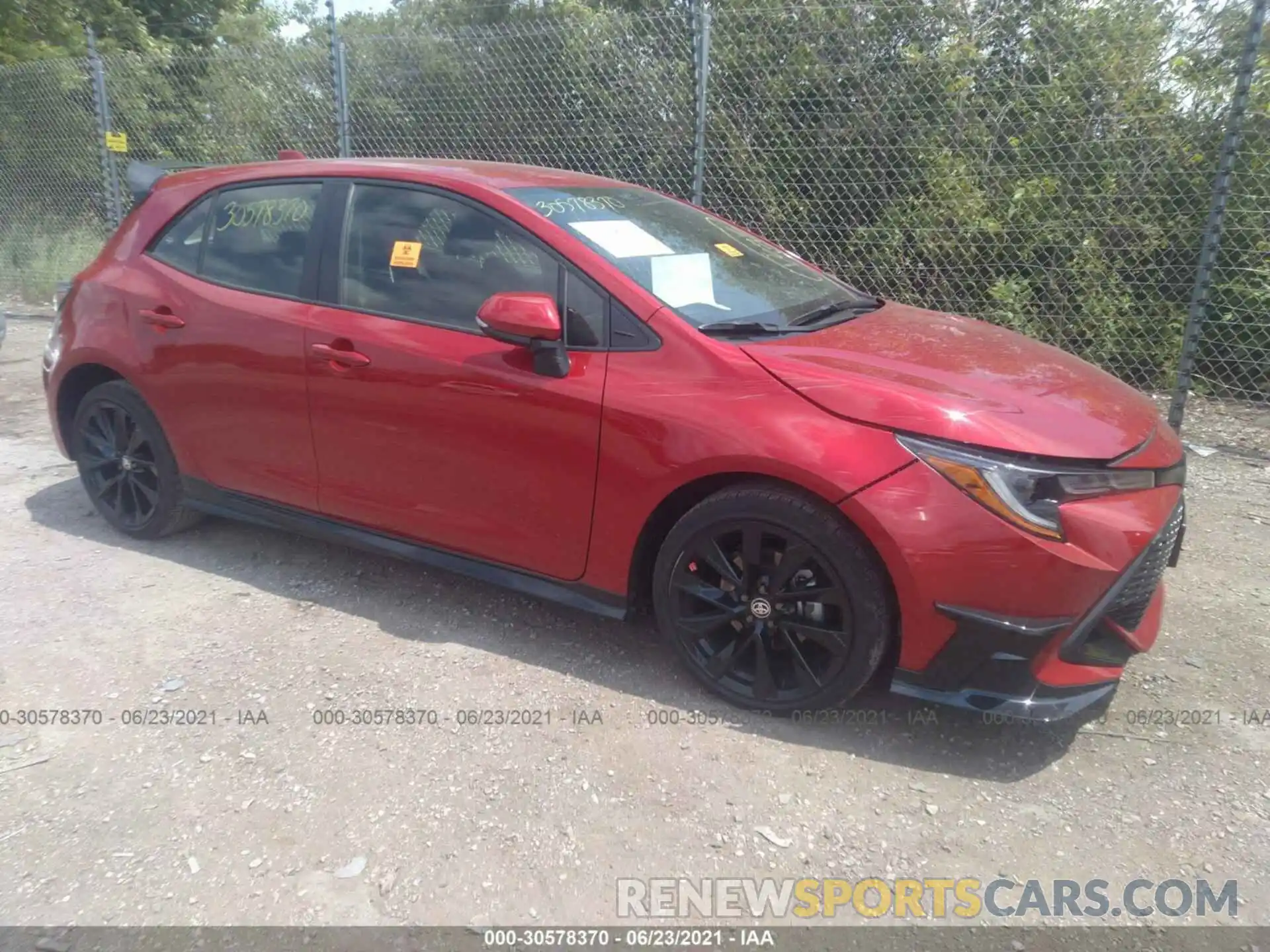 1 Photograph of a damaged car JTND4MBE4M3109969 TOYOTA COROLLA HATCHBACK 2021