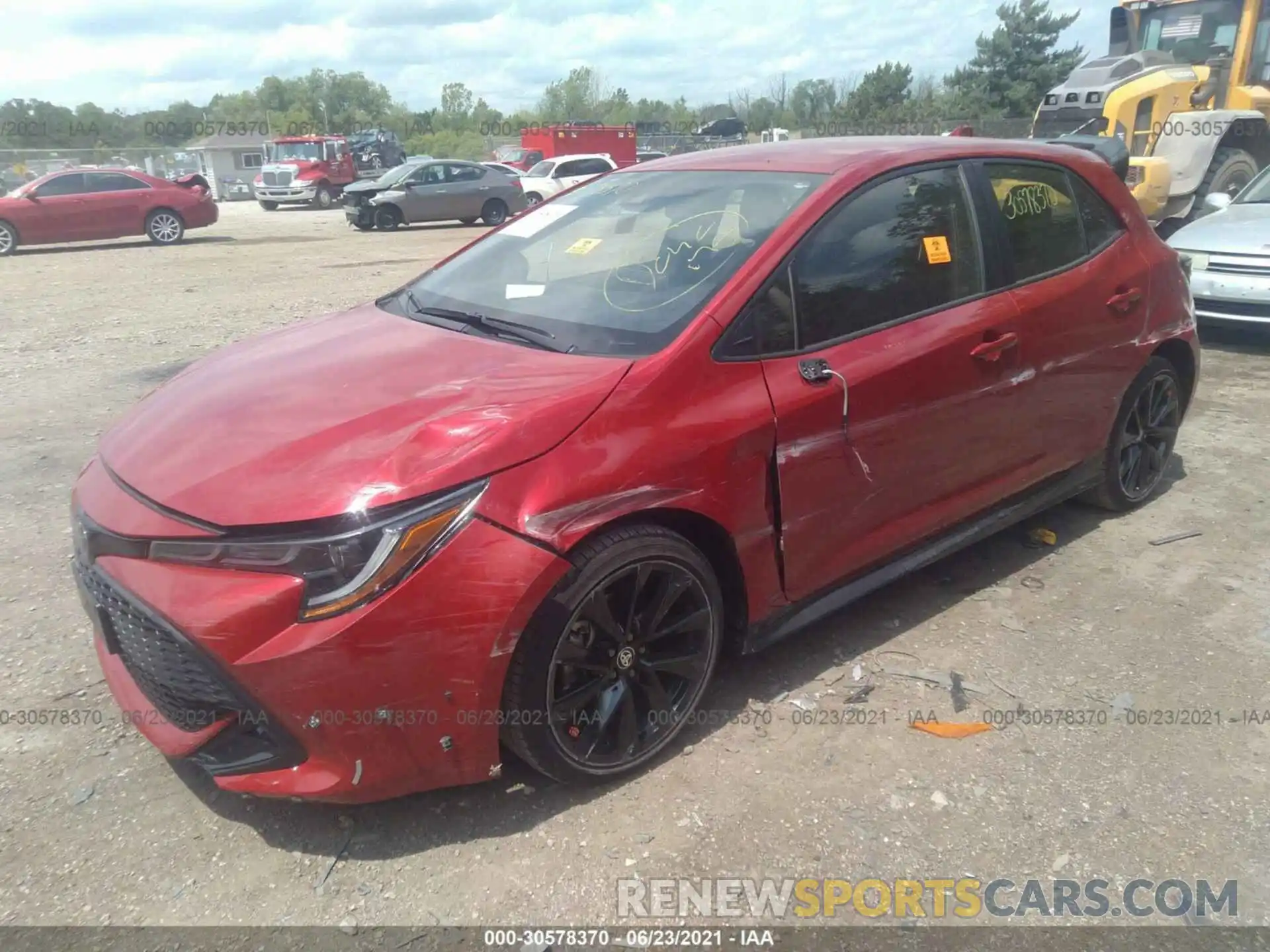 2 Photograph of a damaged car JTND4MBE4M3109969 TOYOTA COROLLA HATCHBACK 2021