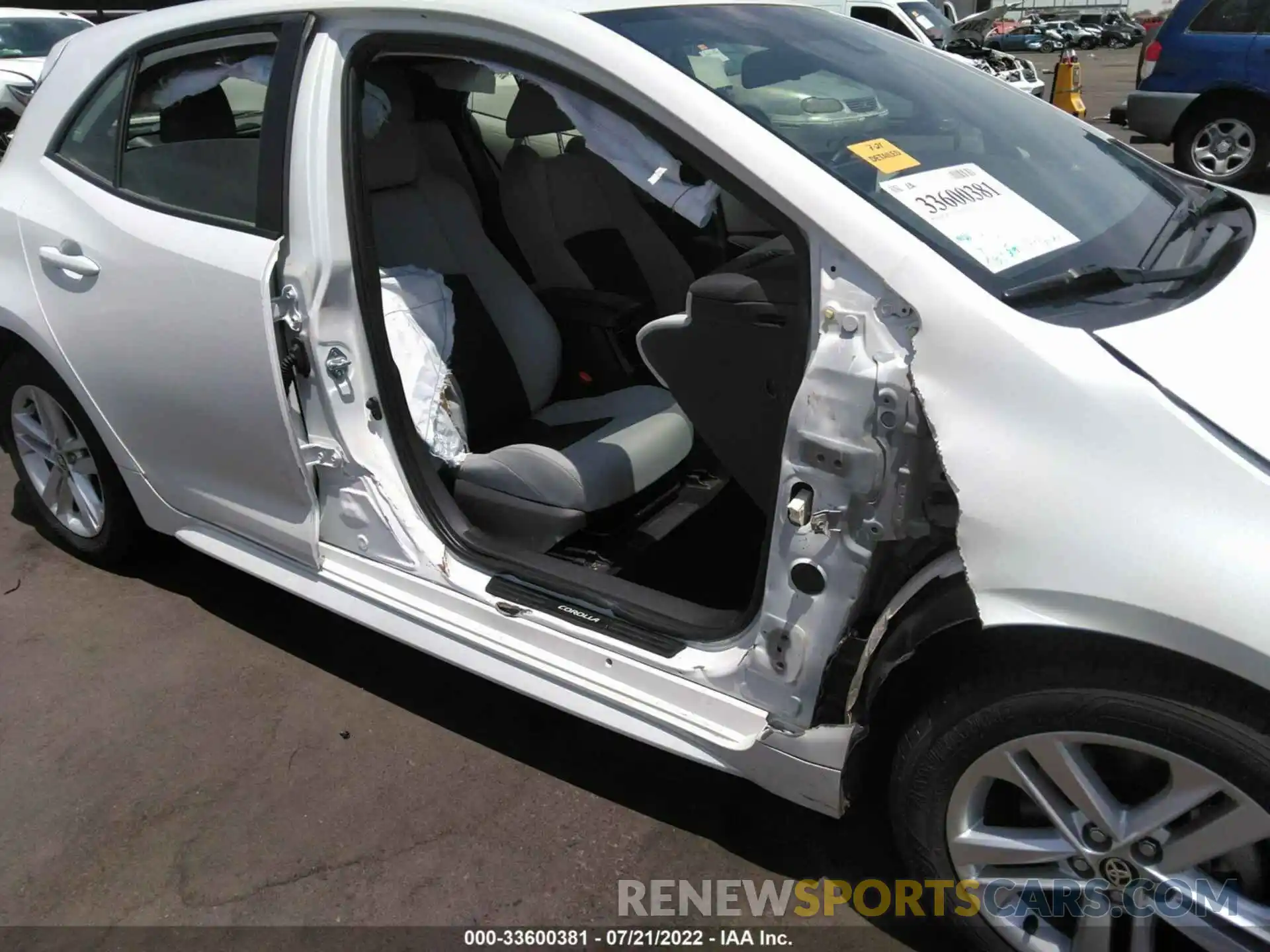 6 Photograph of a damaged car JTND4MBE4M3110023 TOYOTA COROLLA HATCHBACK 2021