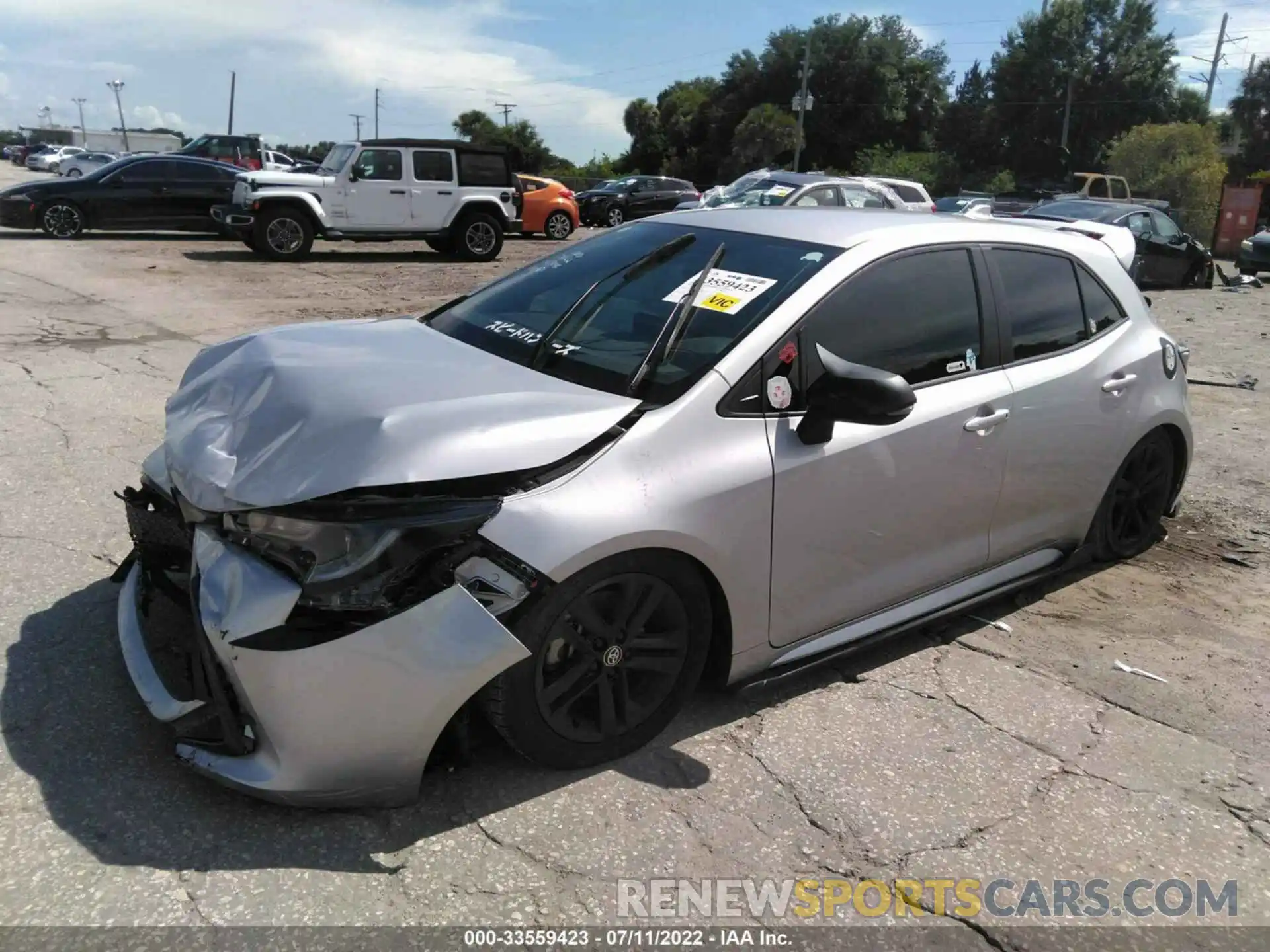 2 Photograph of a damaged car JTND4MBE5M3106210 TOYOTA COROLLA HATCHBACK 2021