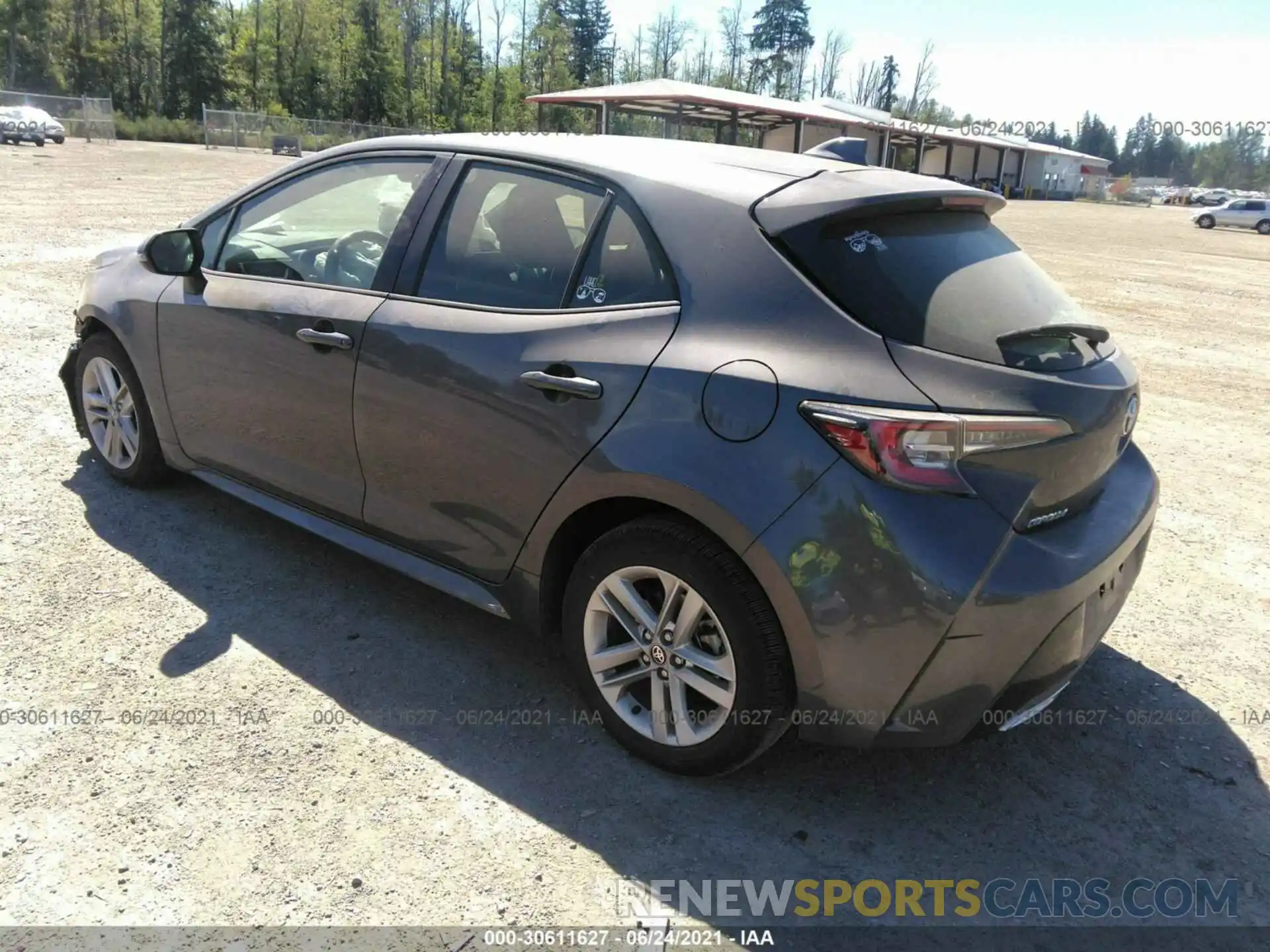 3 Photograph of a damaged car JTND4MBE5M3113786 TOYOTA COROLLA HATCHBACK 2021