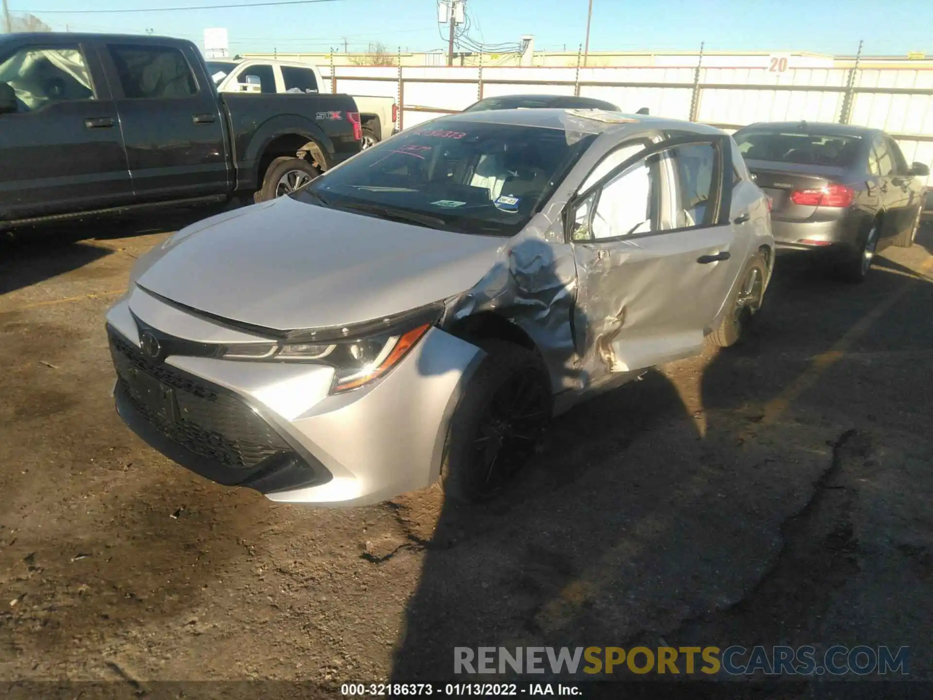 2 Photograph of a damaged car JTND4MBE6M3109746 TOYOTA COROLLA HATCHBACK 2021