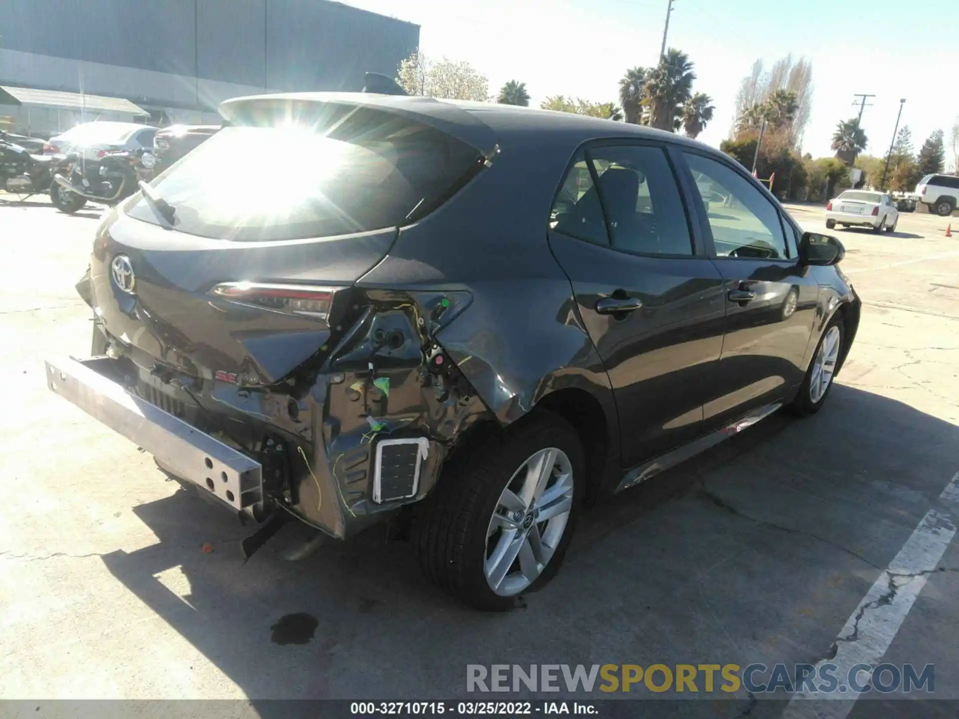 4 Photograph of a damaged car JTND4MBE6M3144271 TOYOTA COROLLA HATCHBACK 2021