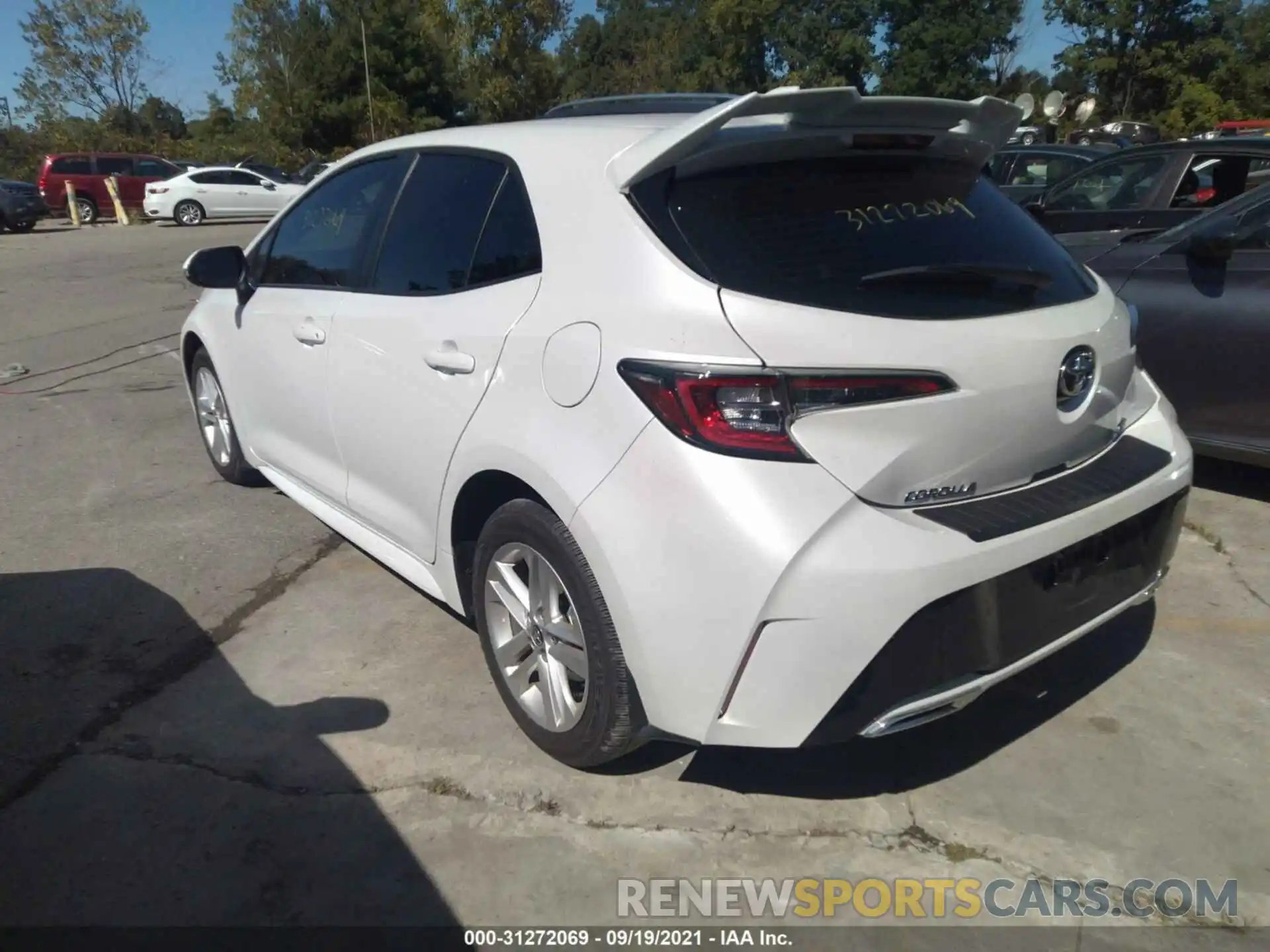 3 Photograph of a damaged car JTND4MBE7M3108007 TOYOTA COROLLA HATCHBACK 2021