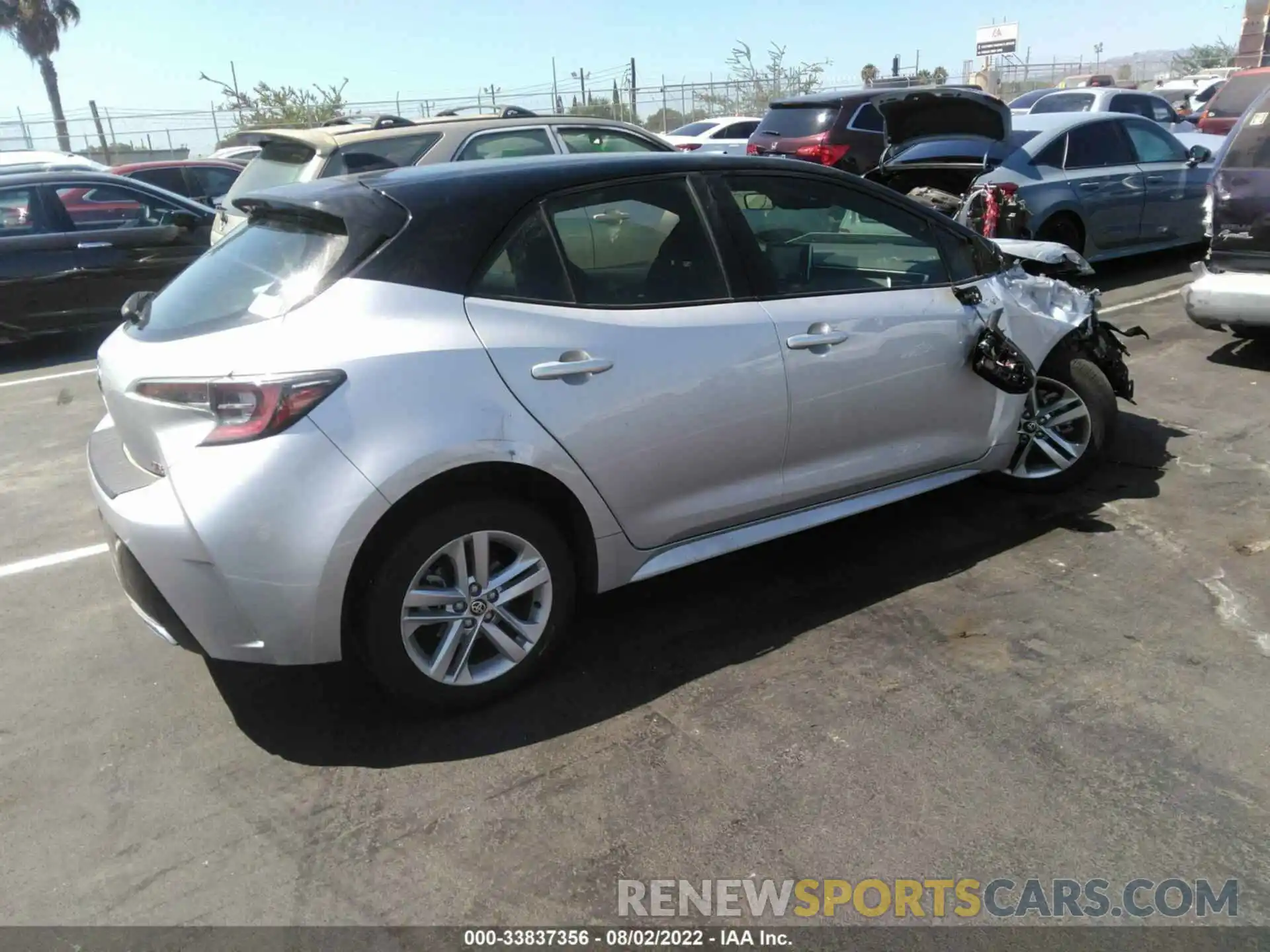 4 Photograph of a damaged car JTND4MBE7M3125650 TOYOTA COROLLA HATCHBACK 2021