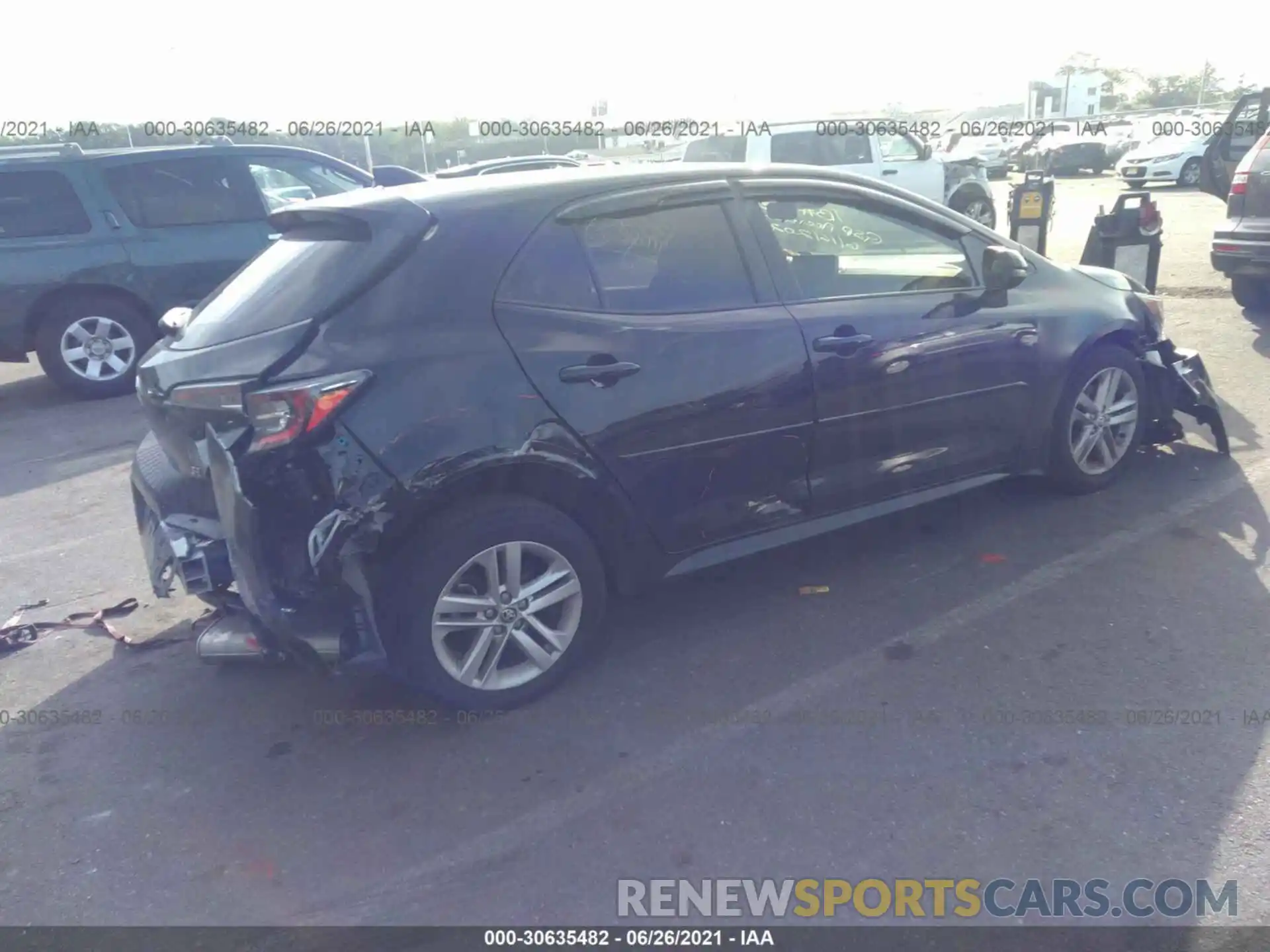 4 Photograph of a damaged car JTND4MBE8M3108534 TOYOTA COROLLA HATCHBACK 2021