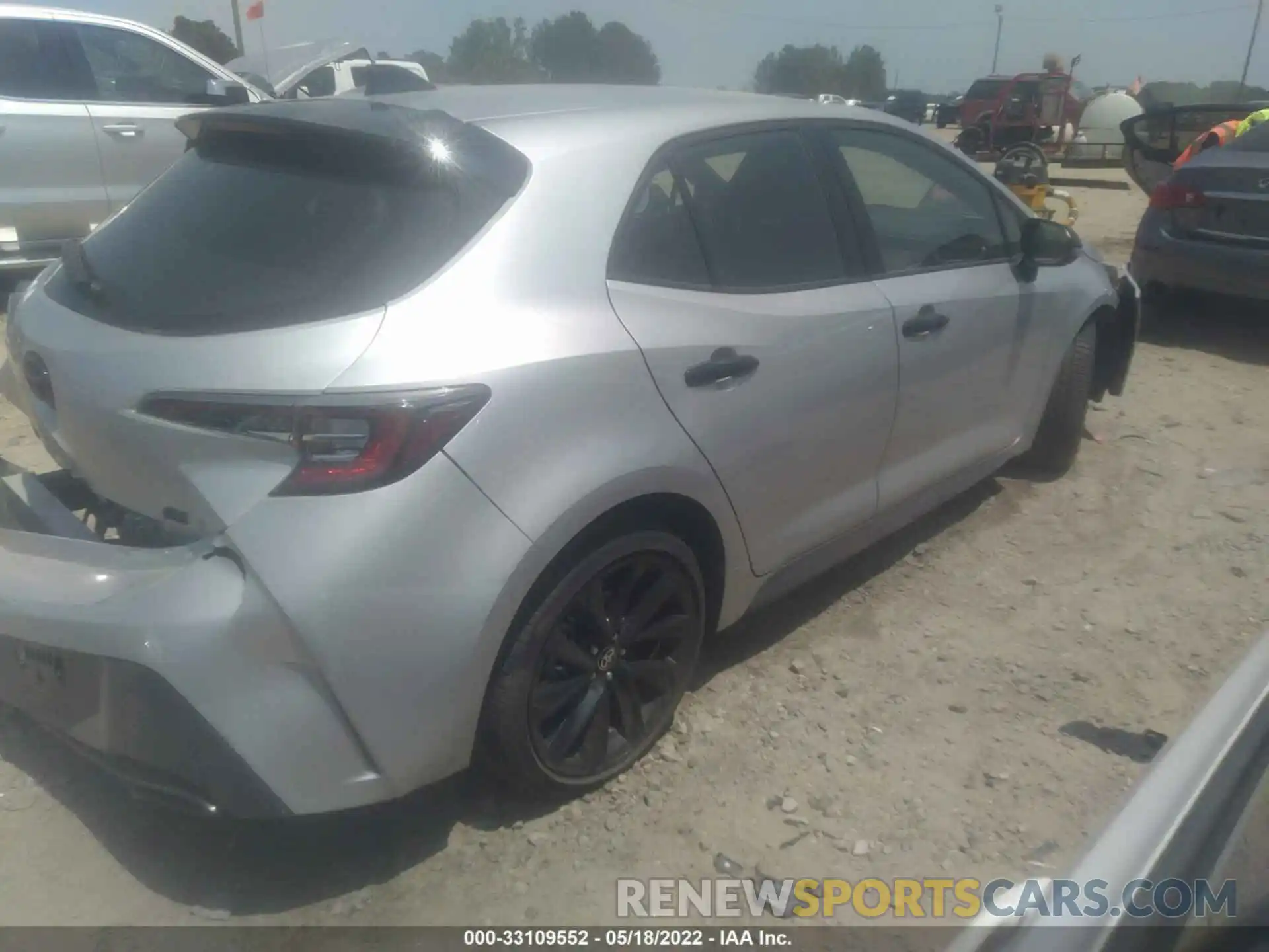 4 Photograph of a damaged car JTND4MBE8M3109988 TOYOTA COROLLA HATCHBACK 2021