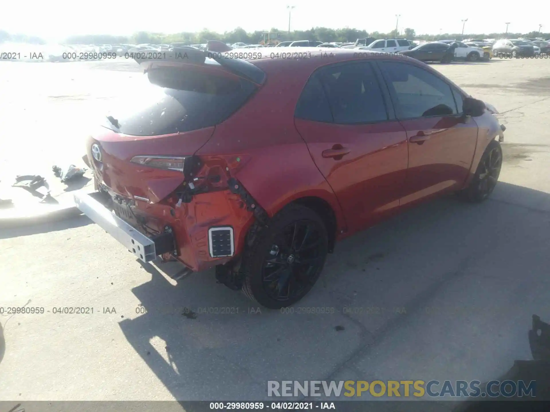 4 Photograph of a damaged car JTND4MBE8M3113779 TOYOTA COROLLA HATCHBACK 2021