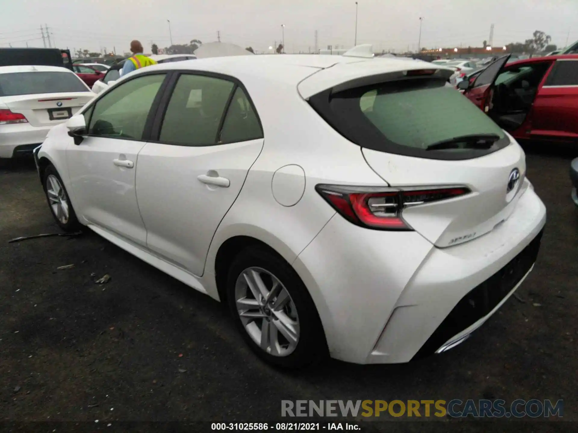 3 Photograph of a damaged car JTND4MBE8M3124281 TOYOTA COROLLA HATCHBACK 2021