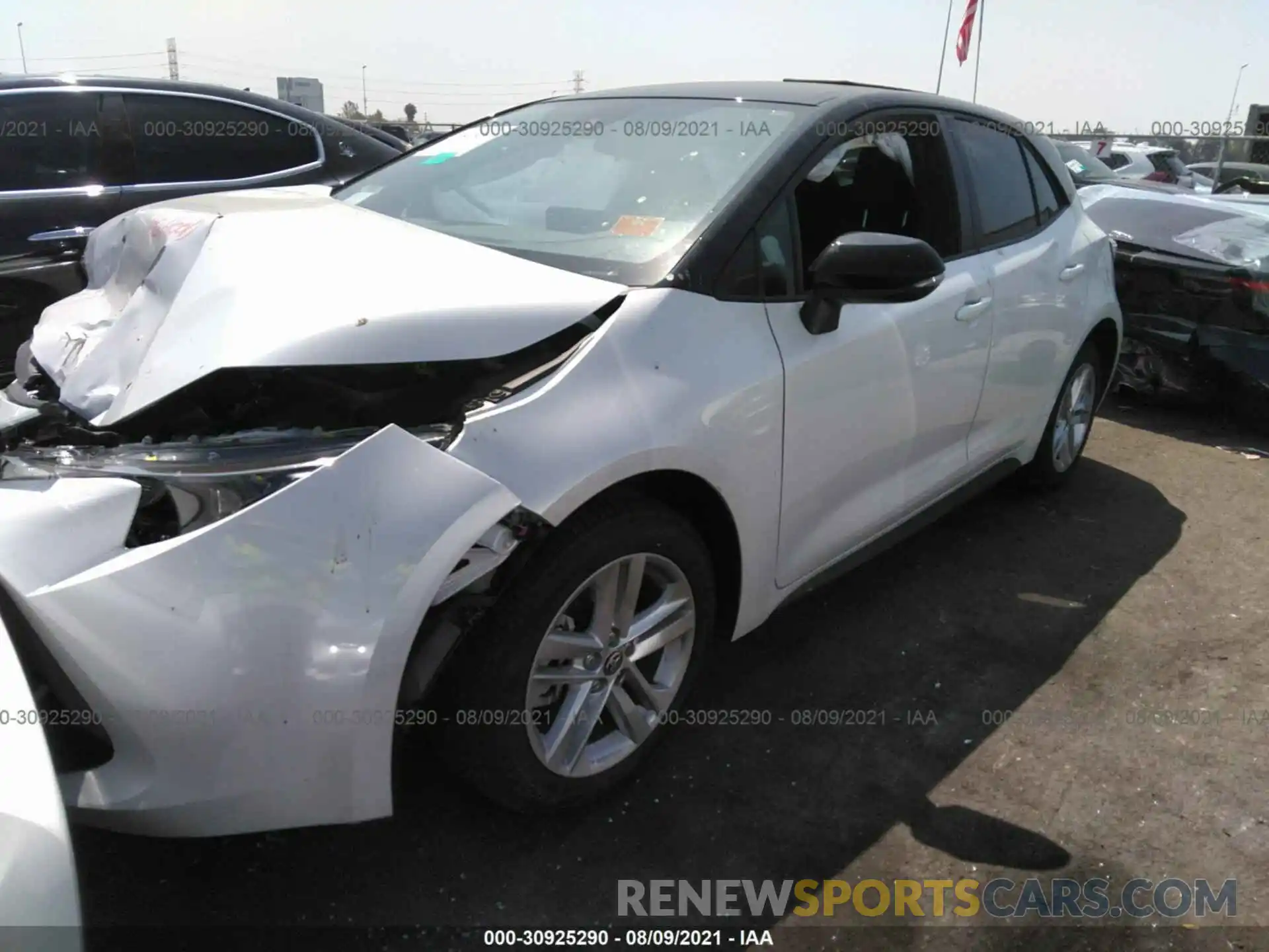 2 Photograph of a damaged car JTND4MBE8M3131408 TOYOTA COROLLA HATCHBACK 2021