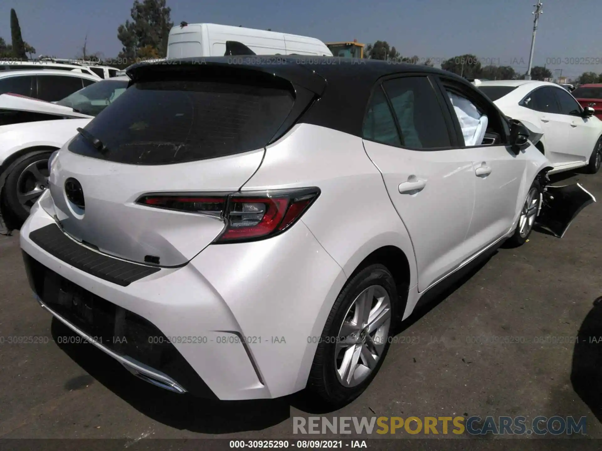 4 Photograph of a damaged car JTND4MBE8M3131408 TOYOTA COROLLA HATCHBACK 2021