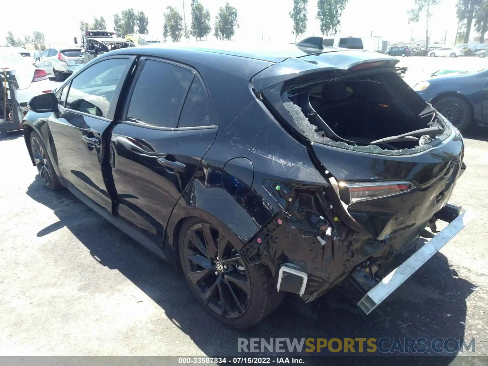 3 Photograph of a damaged car JTND4MBE8M3132395 TOYOTA COROLLA HATCHBACK 2021