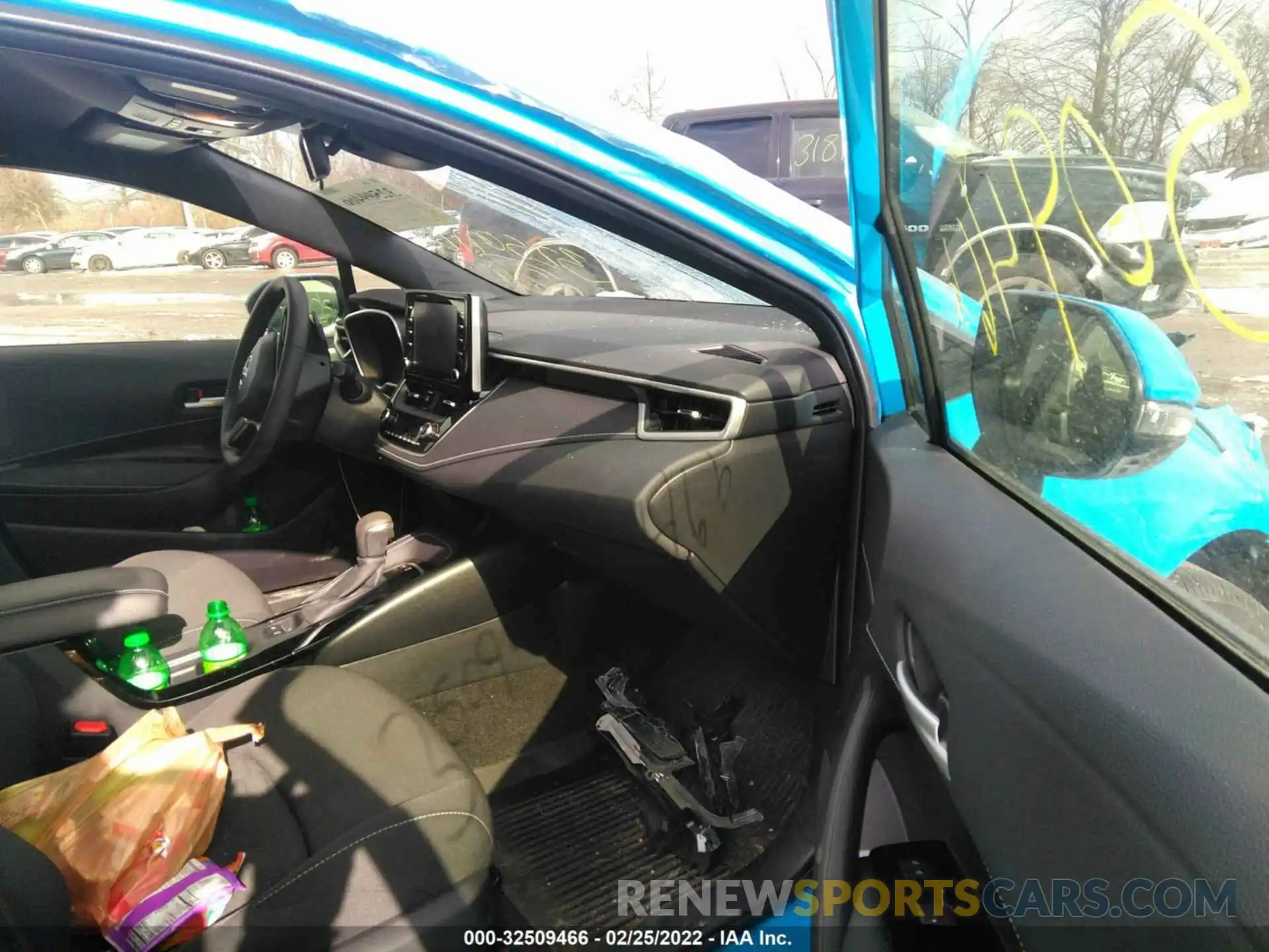 5 Photograph of a damaged car JTND4MBE8M3132641 TOYOTA COROLLA HATCHBACK 2021