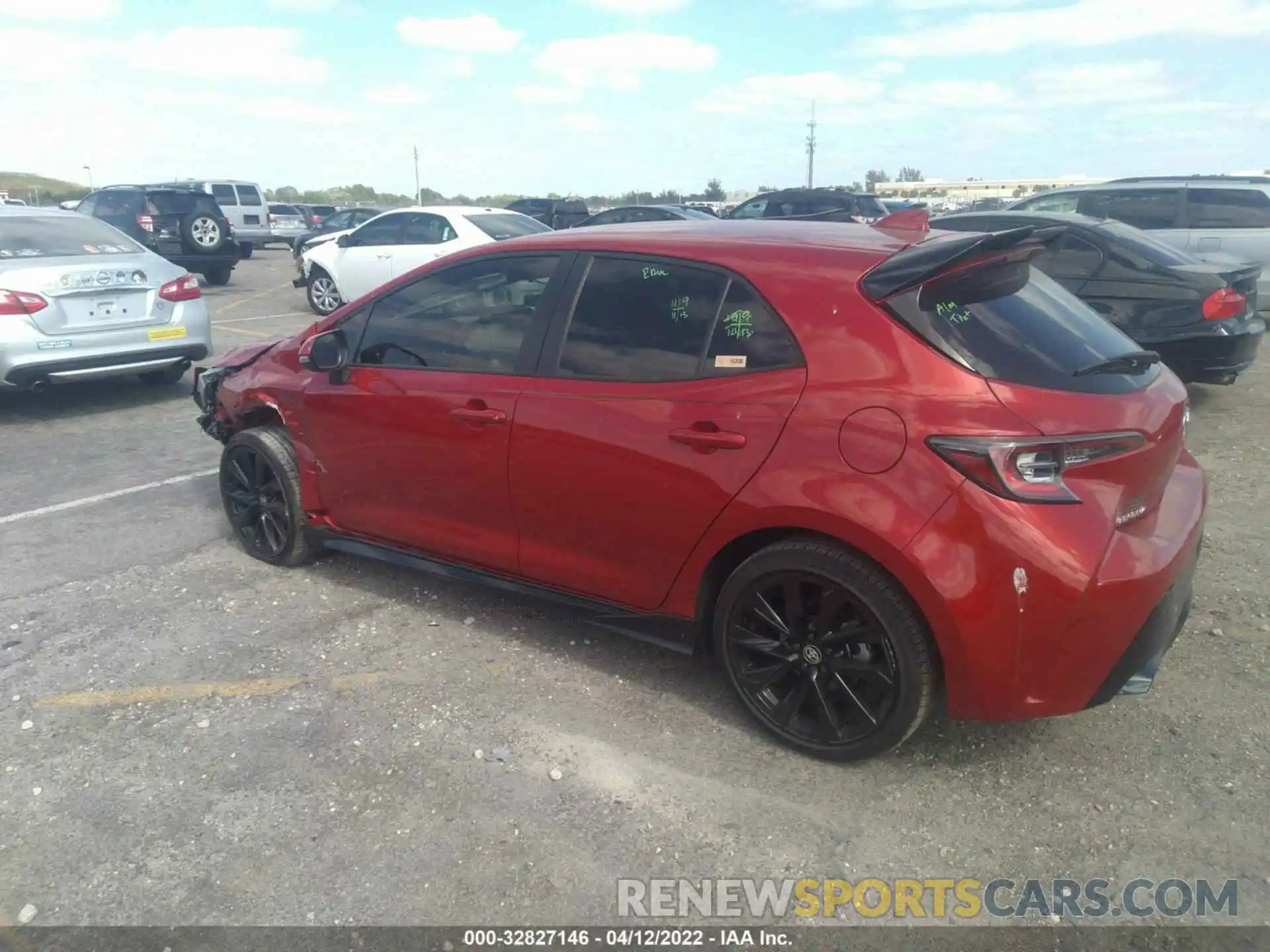 3 Photograph of a damaged car JTND4MBE9M3113287 TOYOTA COROLLA HATCHBACK 2021