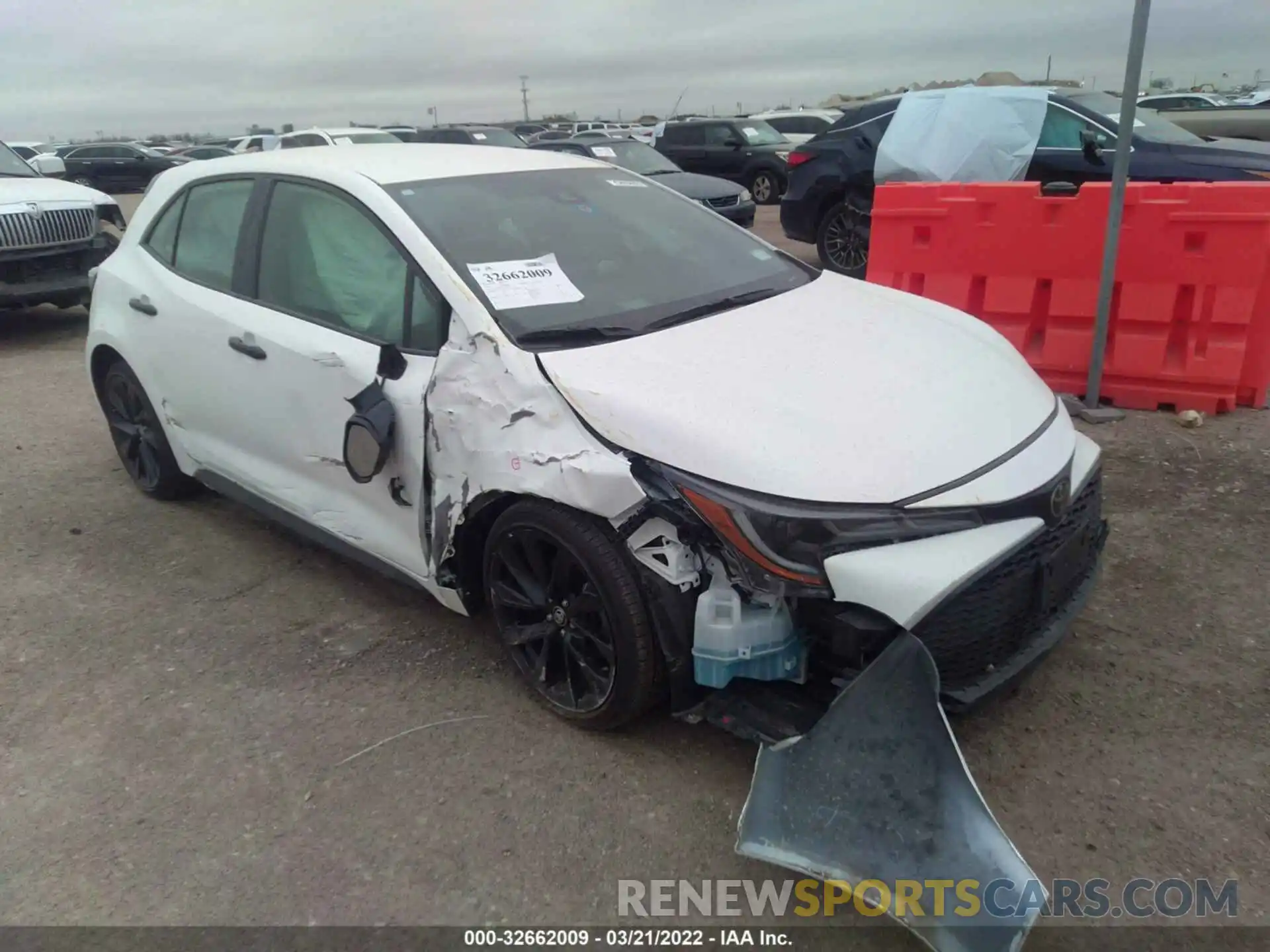 1 Photograph of a damaged car JTND4MBE9M3114312 TOYOTA COROLLA HATCHBACK 2021