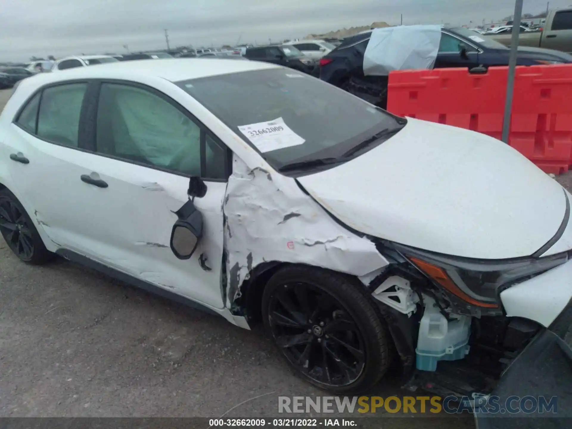 6 Photograph of a damaged car JTND4MBE9M3114312 TOYOTA COROLLA HATCHBACK 2021