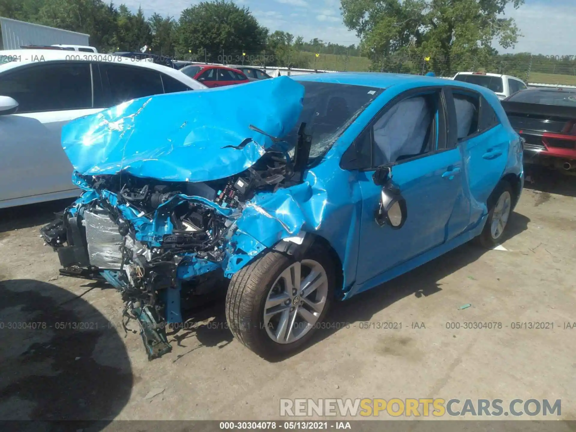 2 Photograph of a damaged car JTND4MBE9M3125603 TOYOTA COROLLA HATCHBACK 2021