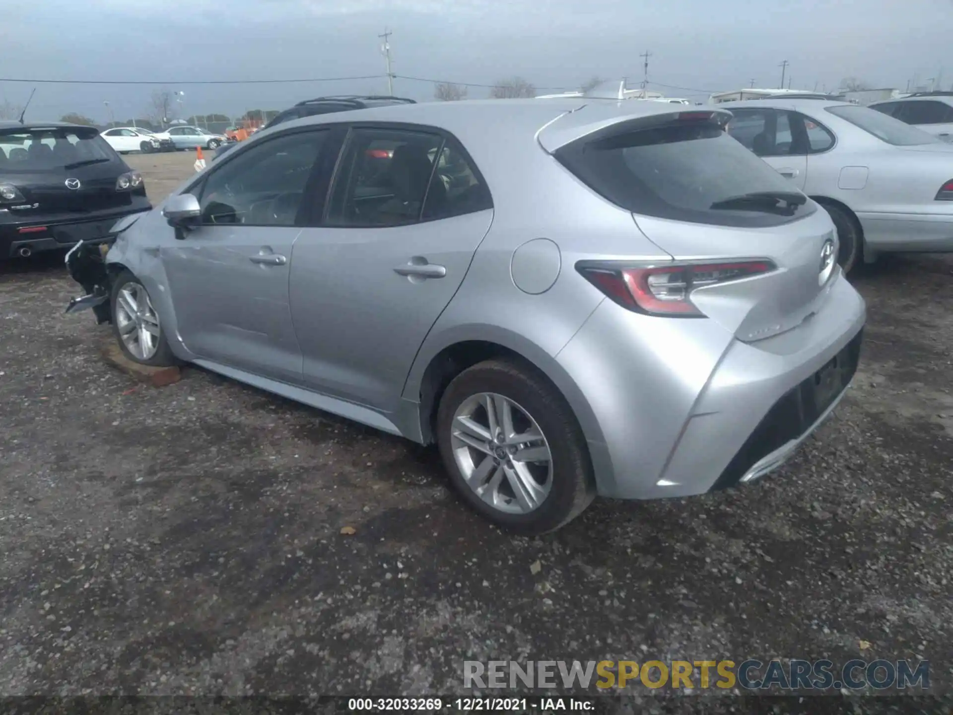 3 Photograph of a damaged car JTND4MBEXM3130888 TOYOTA COROLLA HATCHBACK 2021