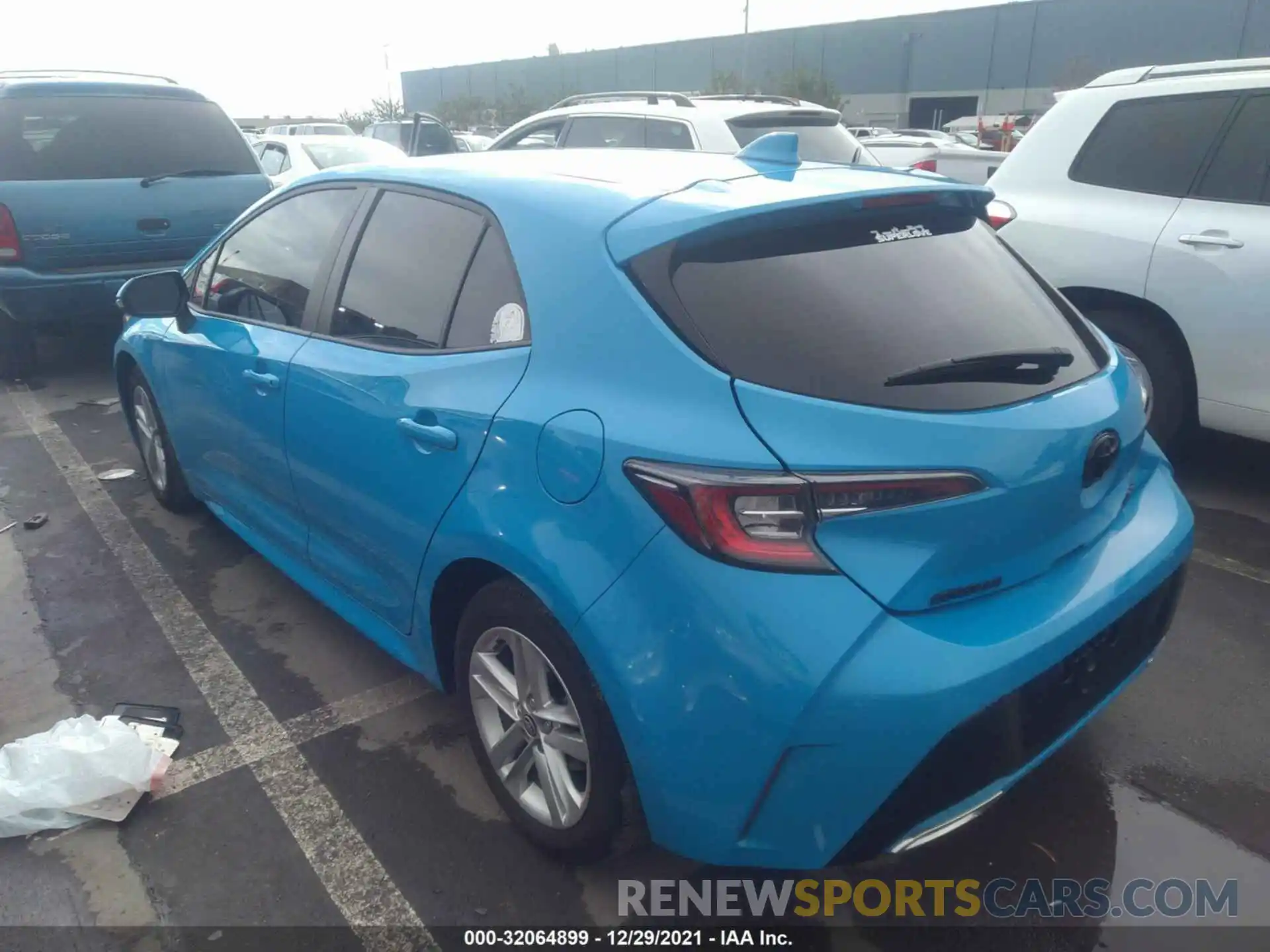 3 Photograph of a damaged car JTND4MBEXM3135749 TOYOTA COROLLA HATCHBACK 2021