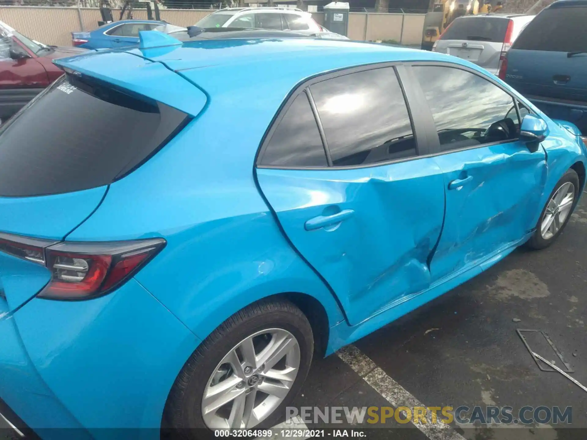 6 Photograph of a damaged car JTND4MBEXM3135749 TOYOTA COROLLA HATCHBACK 2021