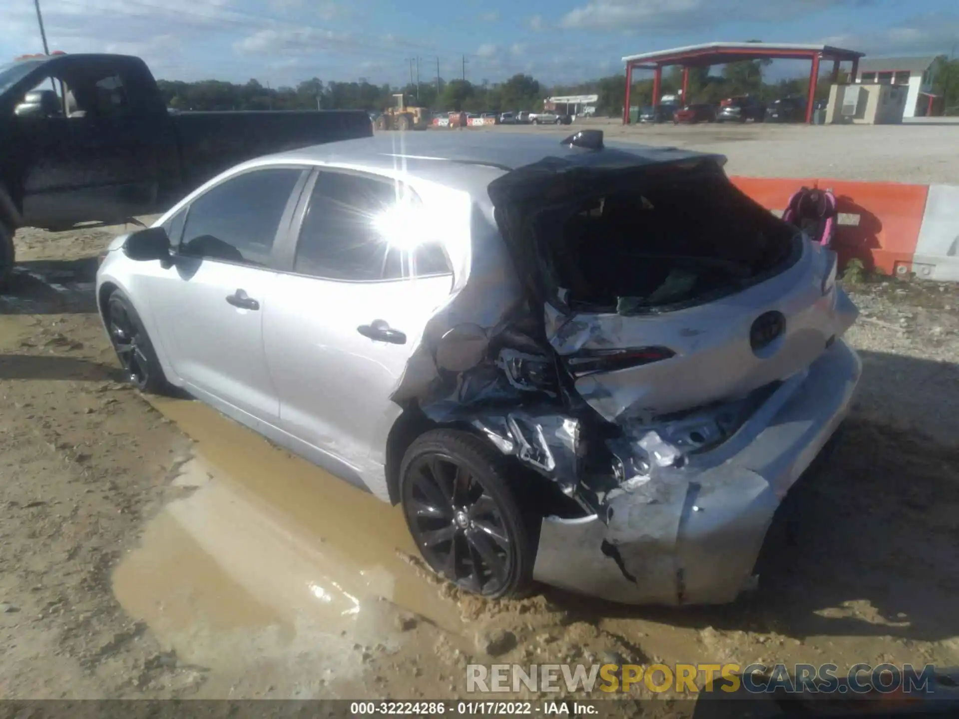 3 Photograph of a damaged car JTND4MBE0N3155011 TOYOTA COROLLA HATCHBACK 2022