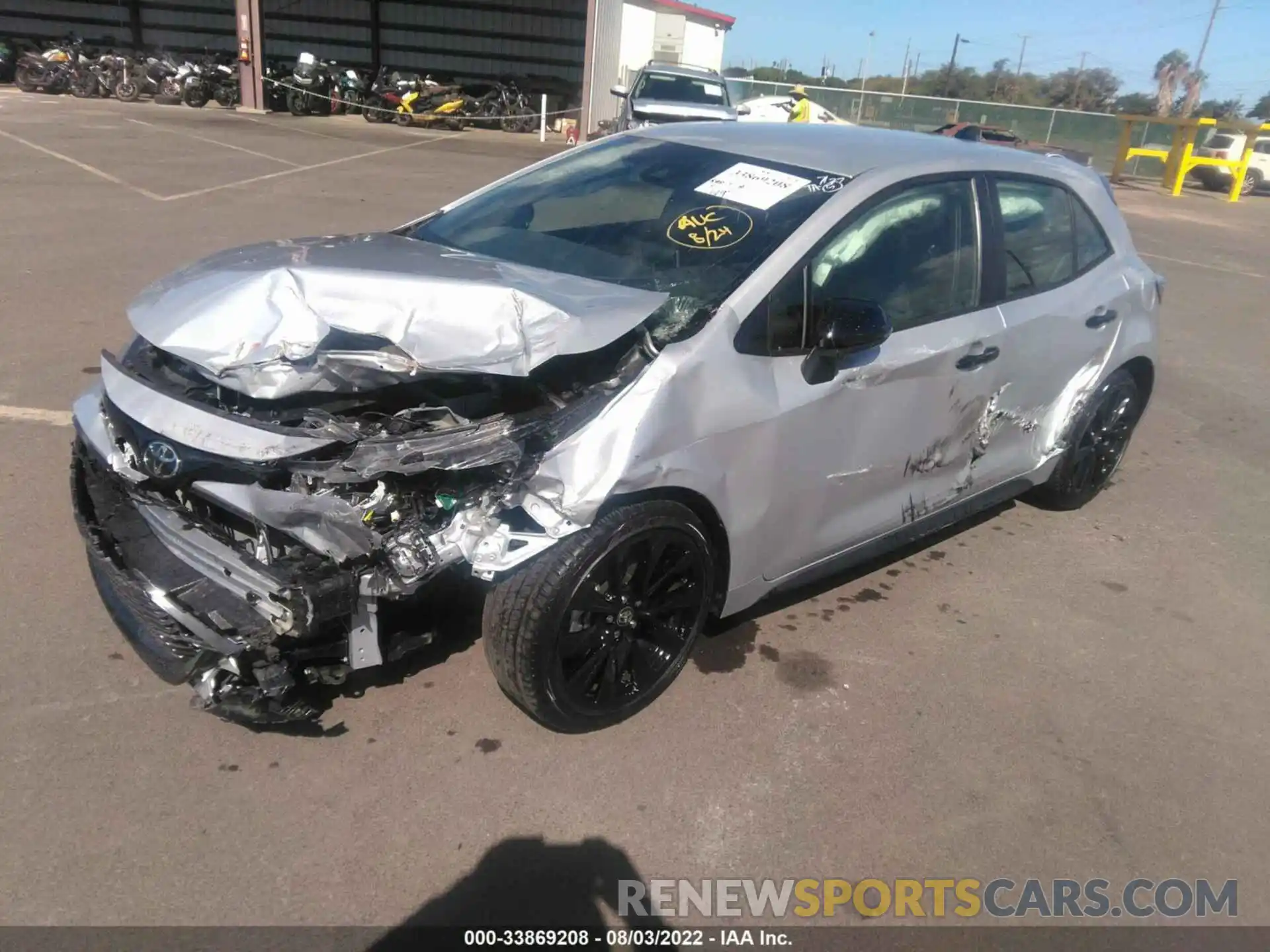 2 Photograph of a damaged car JTND4MBE0N3158944 TOYOTA COROLLA HATCHBACK 2022