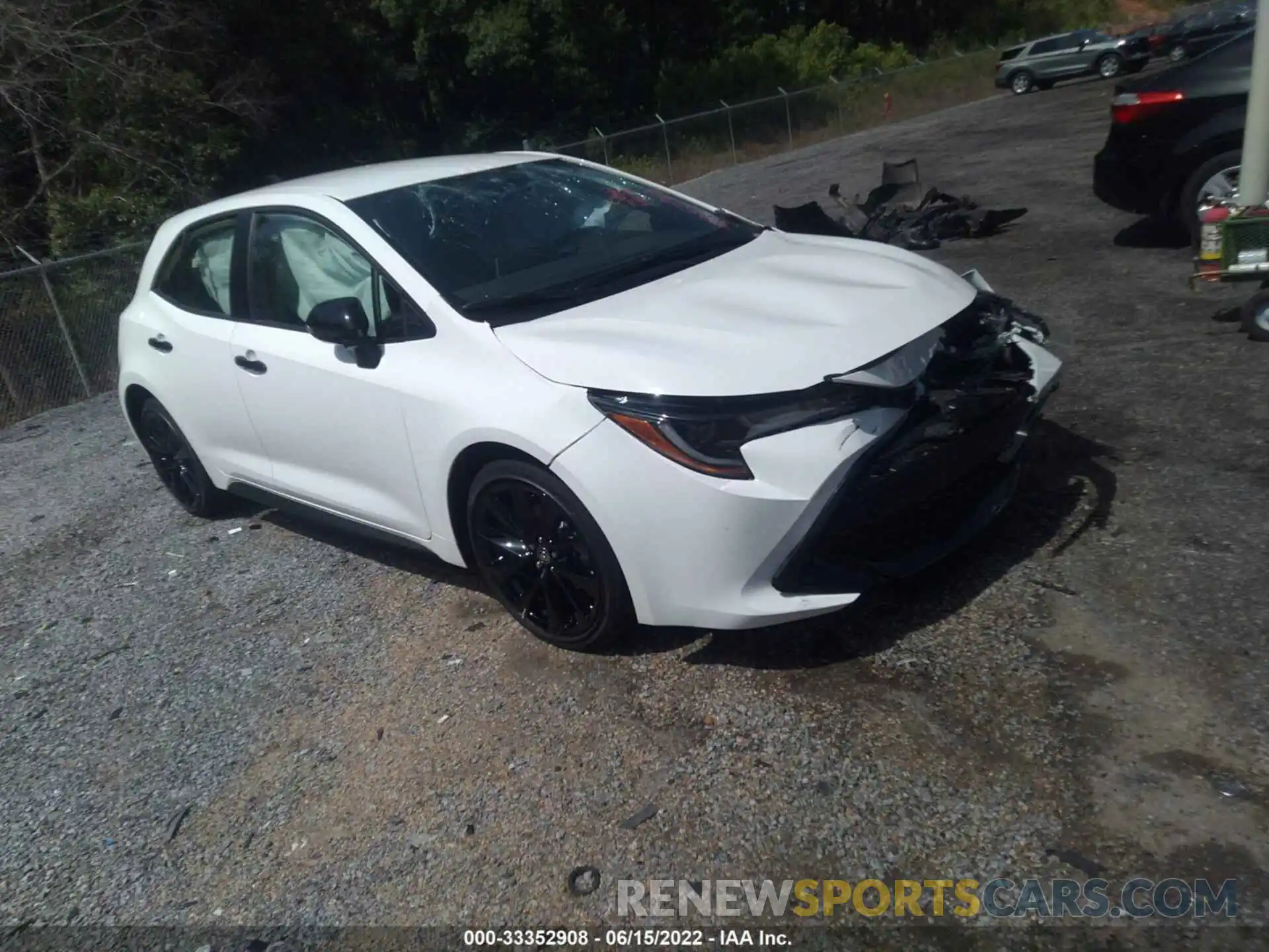 1 Photograph of a damaged car JTND4MBE1N3169919 TOYOTA COROLLA HATCHBACK 2022