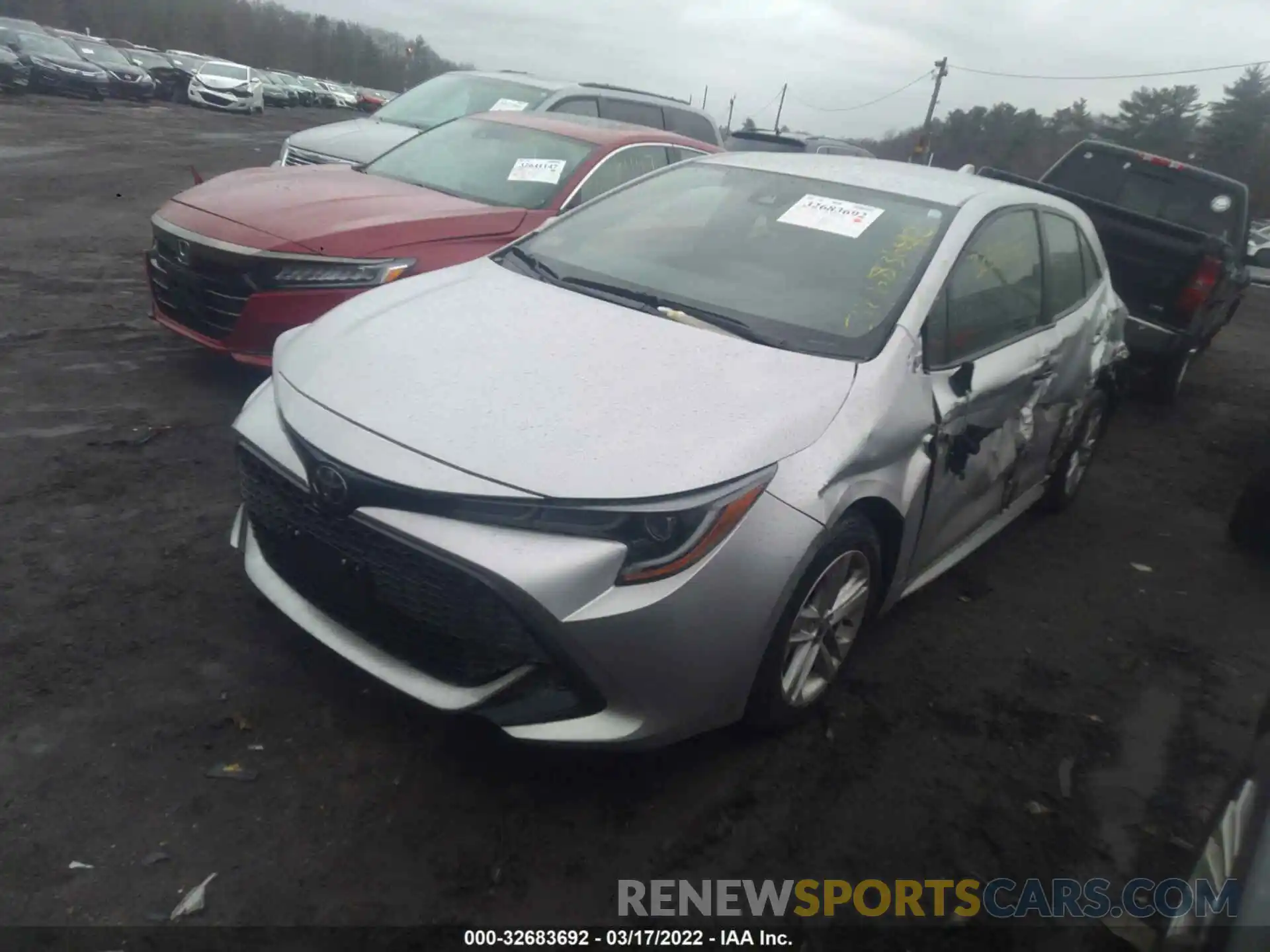 2 Photograph of a damaged car JTND4MBE2N3151817 TOYOTA COROLLA HATCHBACK 2022