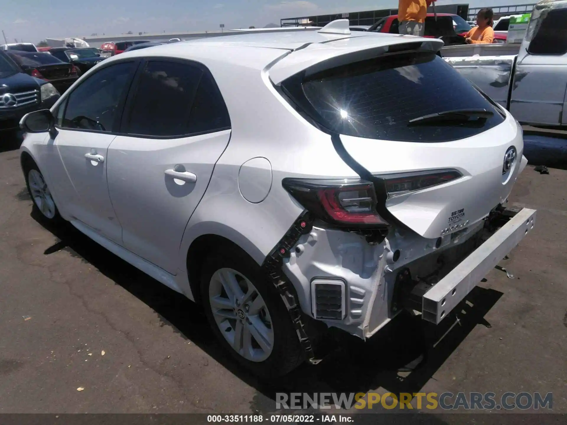 3 Photograph of a damaged car JTND4MBE2N3152708 TOYOTA COROLLA HATCHBACK 2022