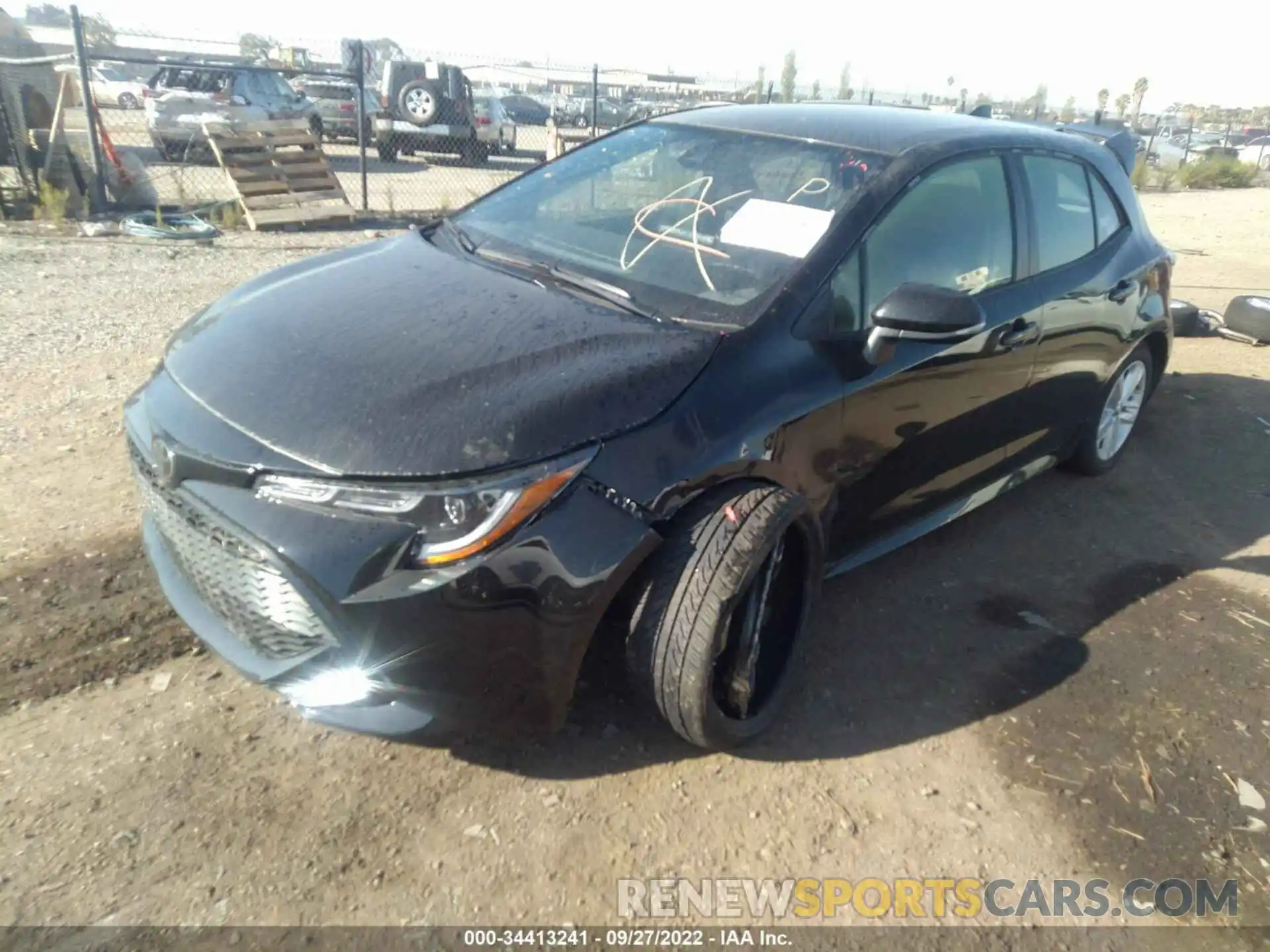 2 Photograph of a damaged car JTND4MBE2N3161487 TOYOTA COROLLA HATCHBACK 2022