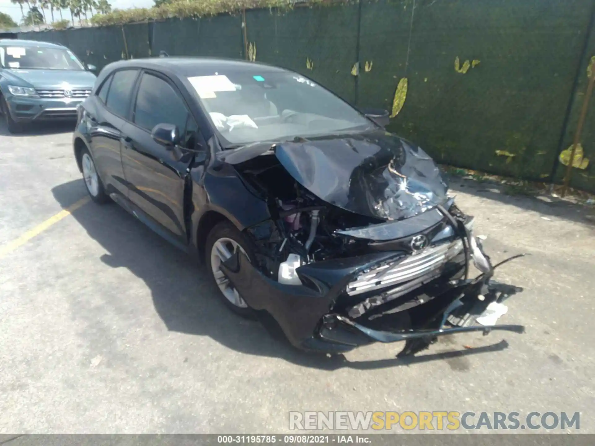 1 Photograph of a damaged car JTND4MBE3N3149154 TOYOTA COROLLA HATCHBACK 2022