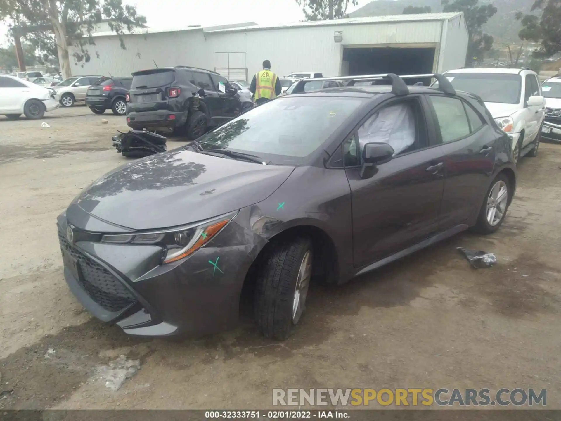 2 Photograph of a damaged car JTND4MBE4N3155335 TOYOTA COROLLA HATCHBACK 2022