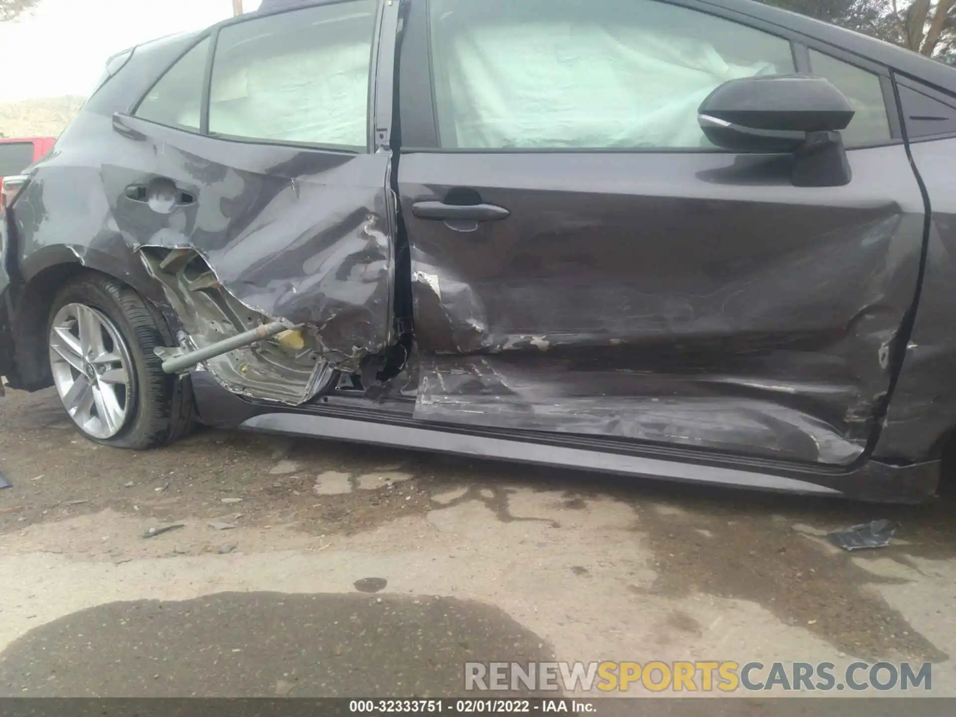 6 Photograph of a damaged car JTND4MBE4N3155335 TOYOTA COROLLA HATCHBACK 2022