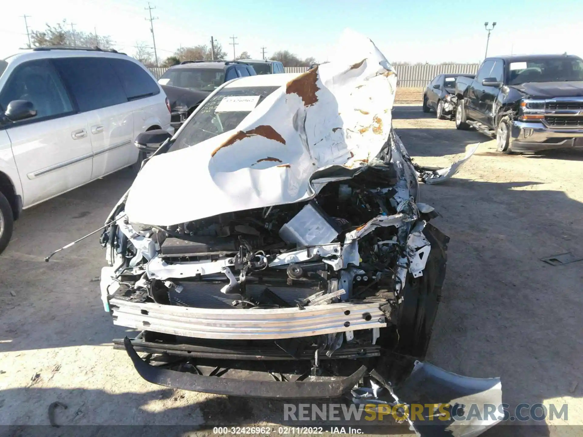 6 Photograph of a damaged car JTND4MBE4N3158588 TOYOTA COROLLA HATCHBACK 2022