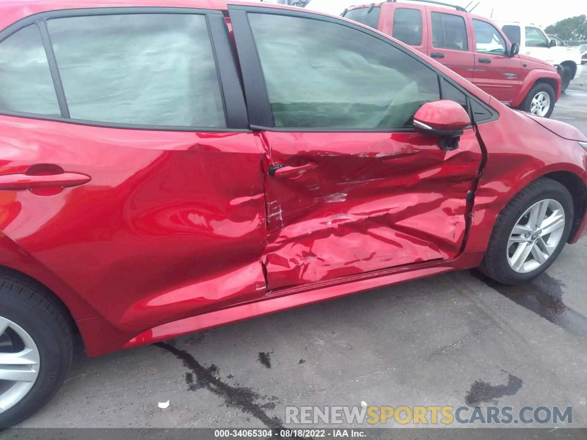 6 Photograph of a damaged car JTND4MBE4N3169476 TOYOTA COROLLA HATCHBACK 2022