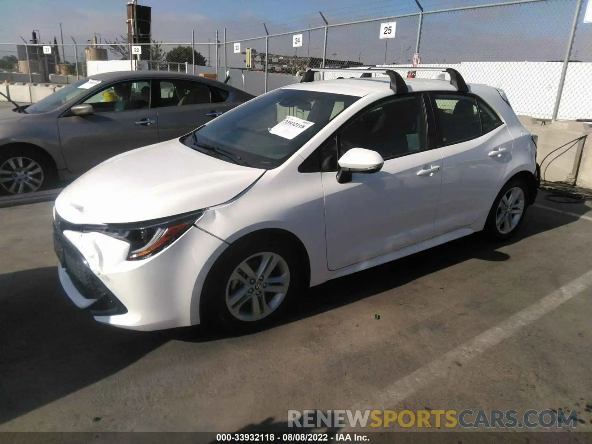 2 Photograph of a damaged car JTND4MBE6N3176915 TOYOTA COROLLA HATCHBACK 2022