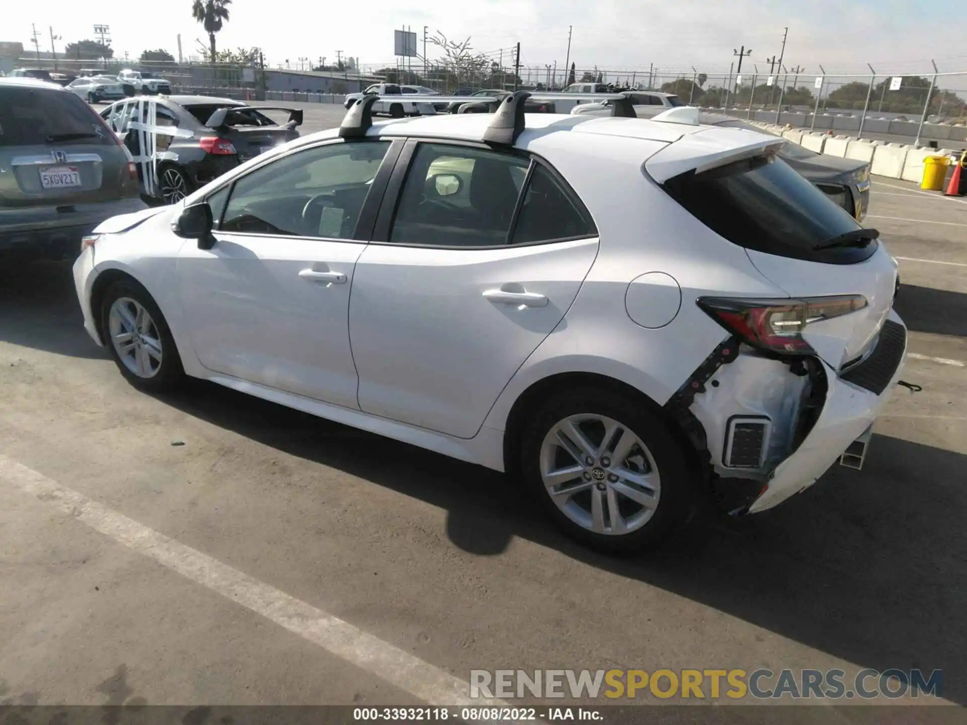 3 Photograph of a damaged car JTND4MBE6N3176915 TOYOTA COROLLA HATCHBACK 2022