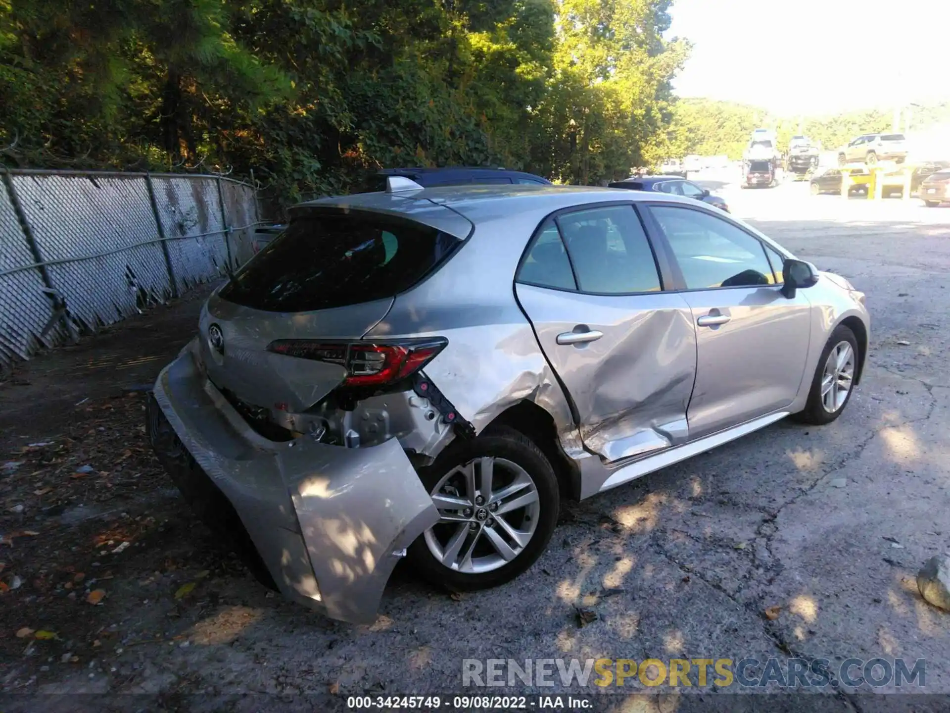 4 Photograph of a damaged car JTND4MBE7N3166605 TOYOTA COROLLA HATCHBACK 2022