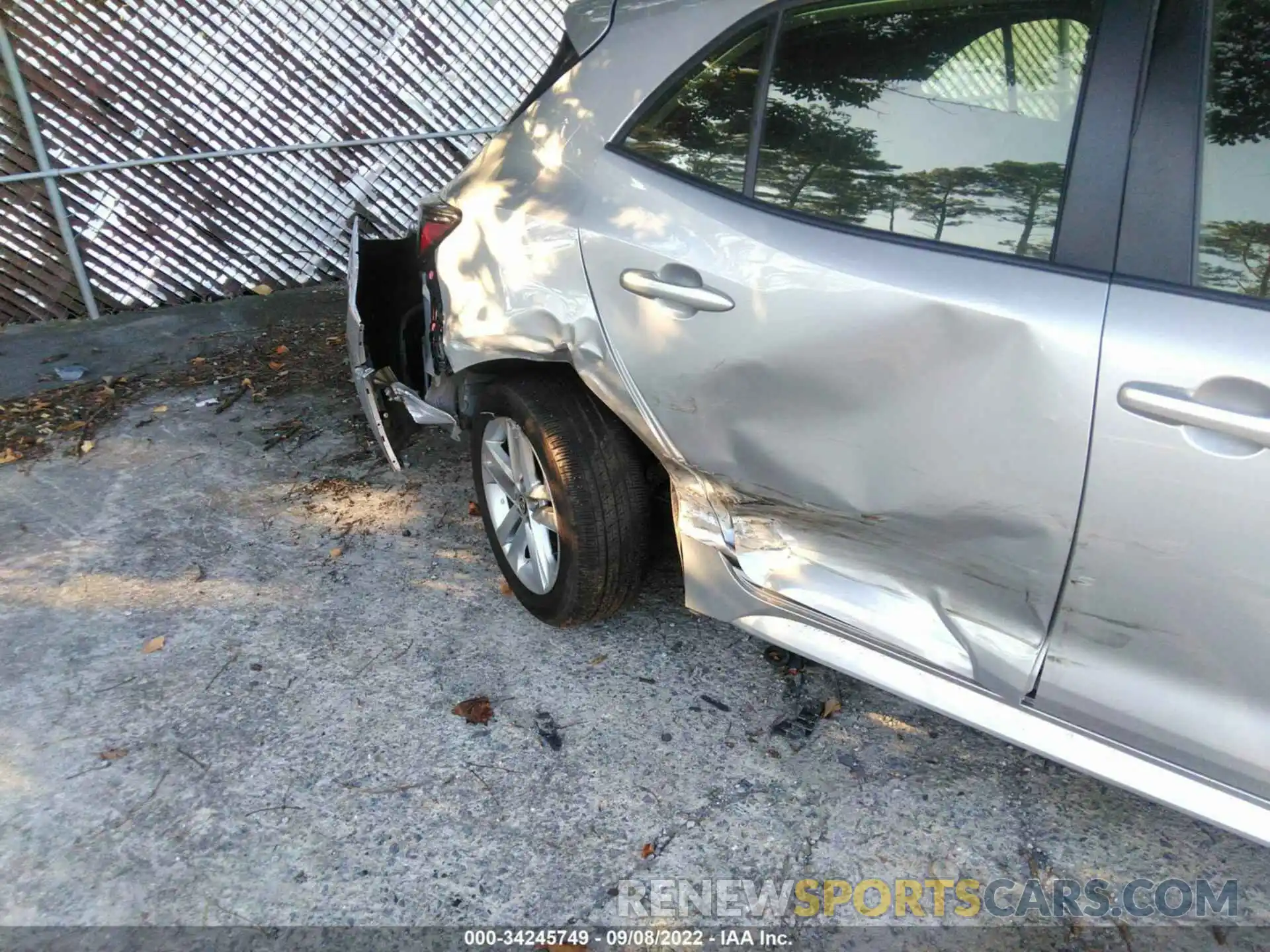 6 Photograph of a damaged car JTND4MBE7N3166605 TOYOTA COROLLA HATCHBACK 2022