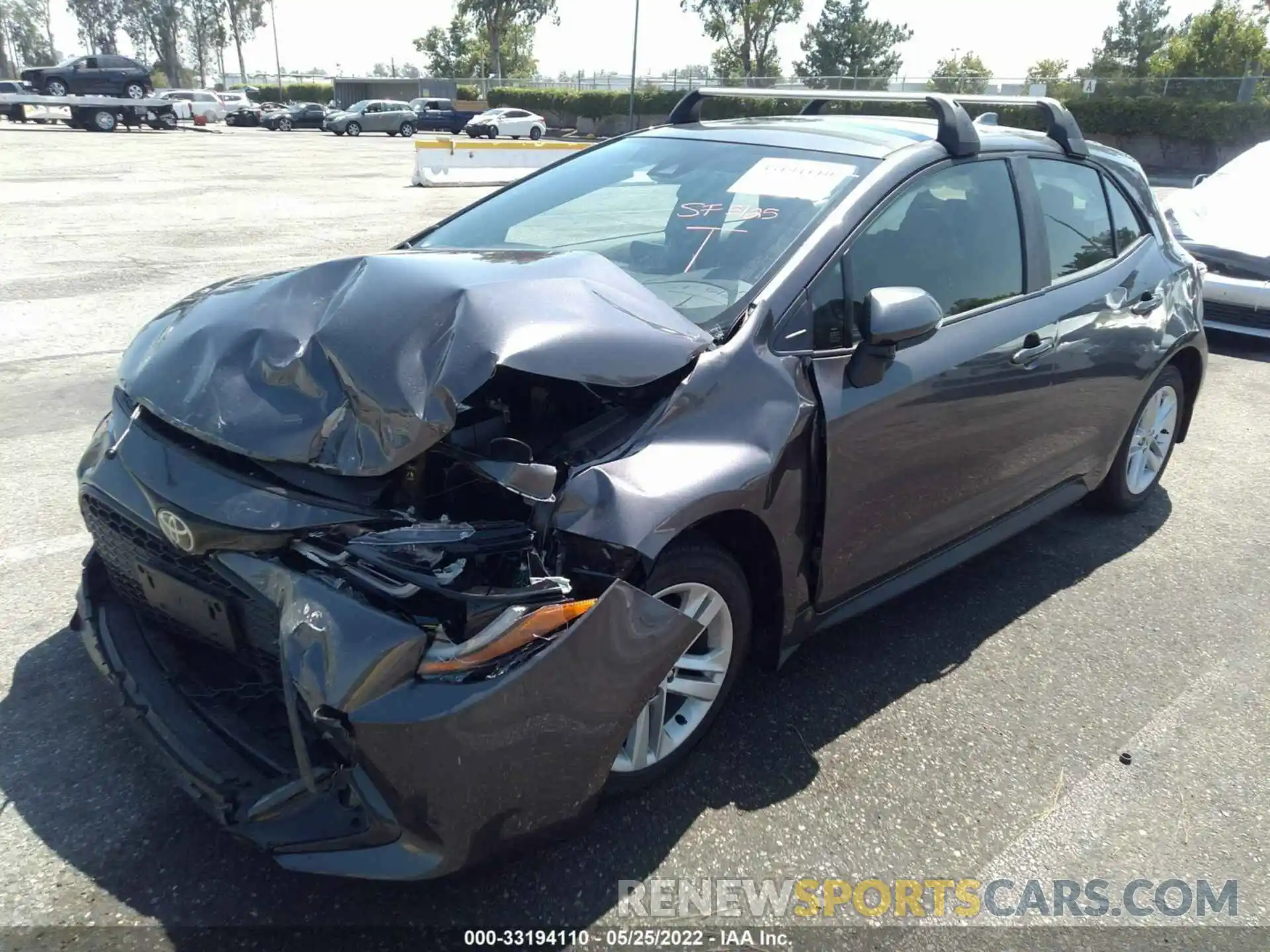 2 Photograph of a damaged car JTND4MBE9N3168937 TOYOTA COROLLA HATCHBACK 2022