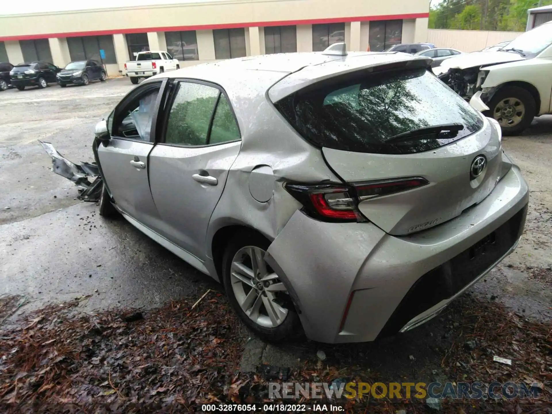 3 Photograph of a damaged car JTND4MBEXN3159602 TOYOTA COROLLA HATCHBACK 2022