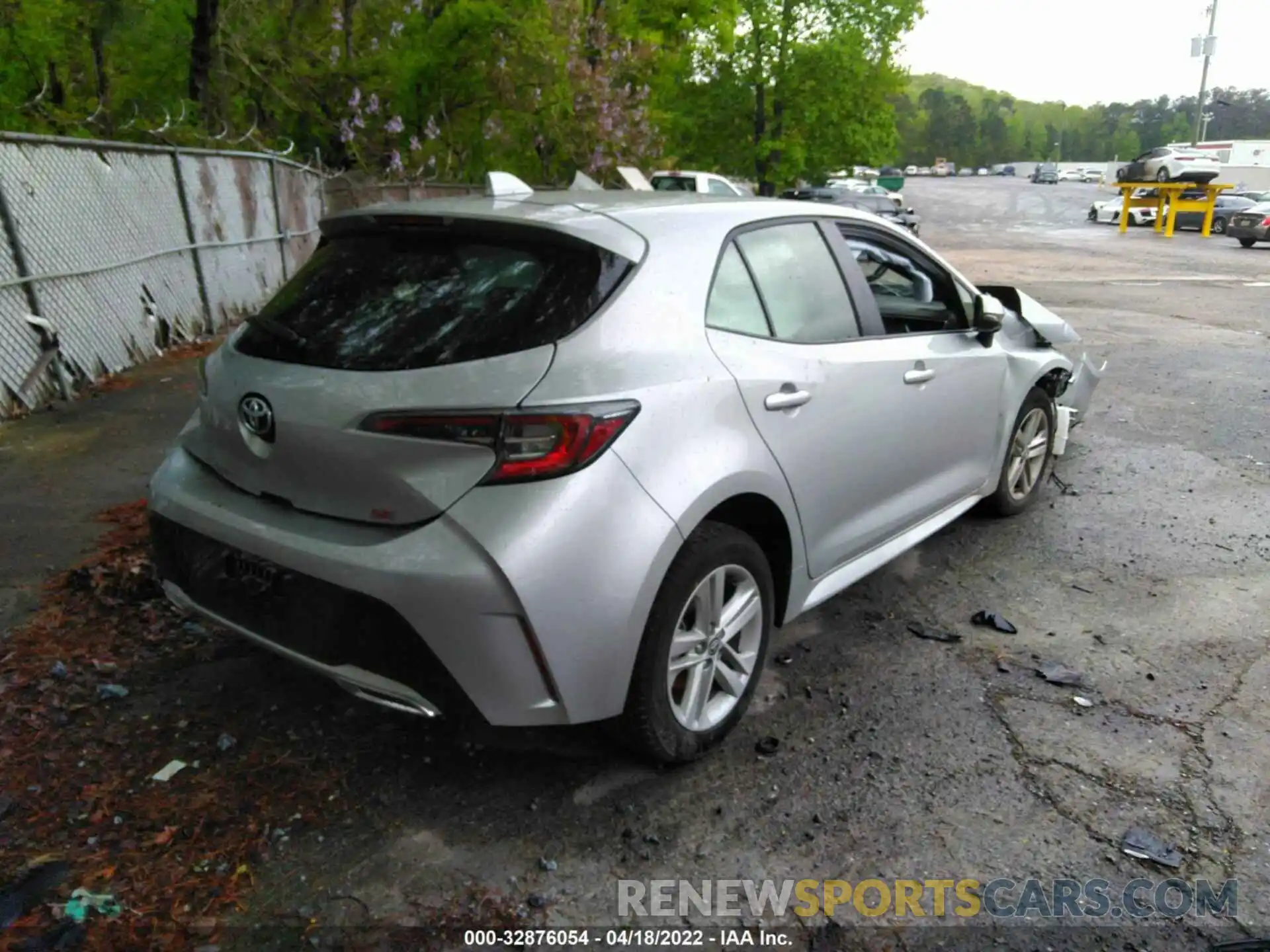 4 Photograph of a damaged car JTND4MBEXN3159602 TOYOTA COROLLA HATCHBACK 2022