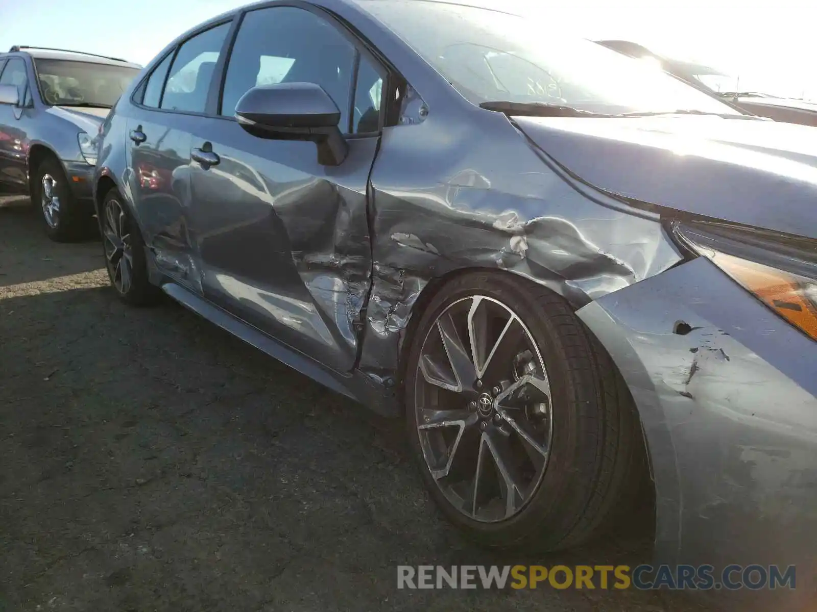 9 Photograph of a damaged car 5YFT4RCE5LP045300 TOYOTA COROLLA XS 2020