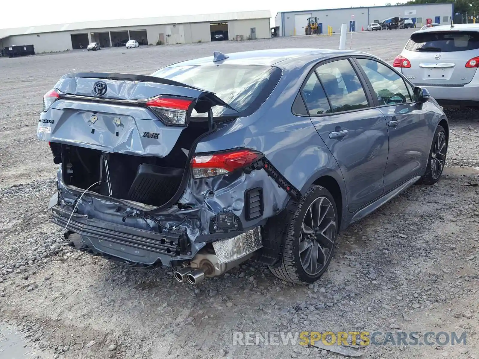 4 Photograph of a damaged car 5YFT4RCE8LP032153 TOYOTA COROLLA XS 2020