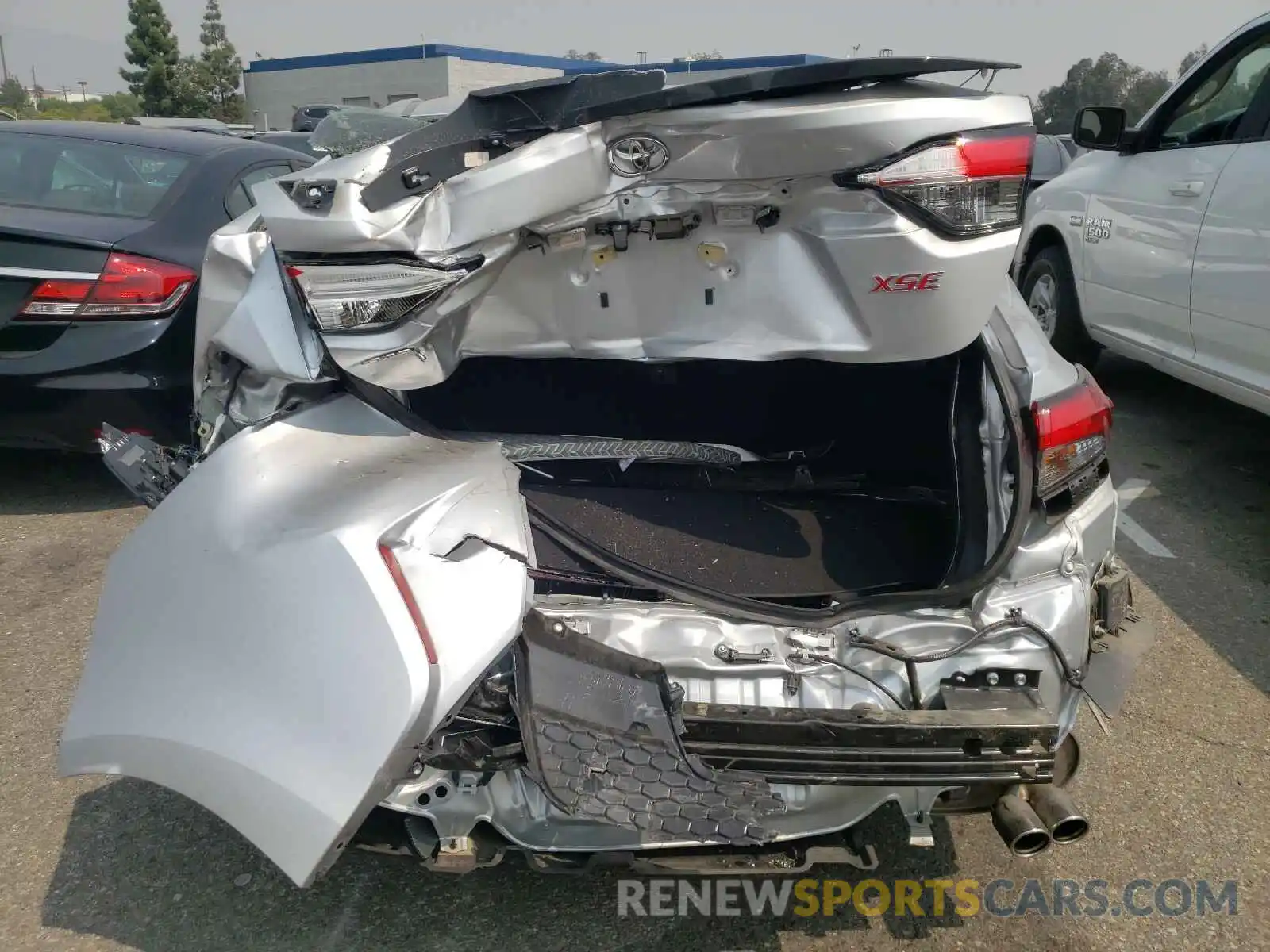 9 Photograph of a damaged car JTDT4RCEXLJ014659 TOYOTA COROLLA XS 2020
