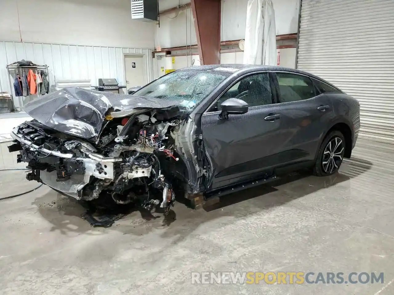 1 Photograph of a damaged car JTDAAAAF9R3020396 TOYOTA CROWN XLE 2024