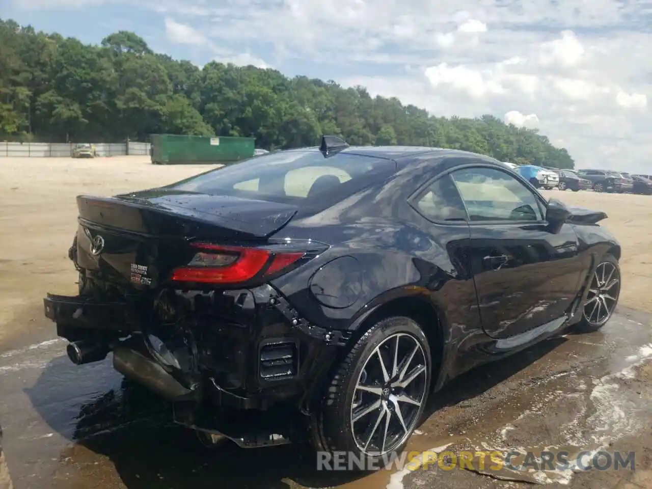 4 Photograph of a damaged car JF1ZNBB14N9755123 TOYOTA GR 86 2022