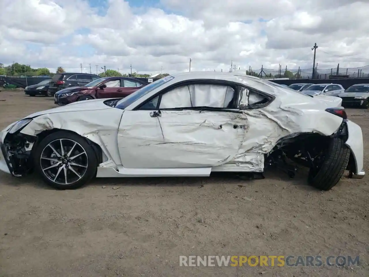 9 Photograph of a damaged car JF1ZNBB17N9754435 TOYOTA GR 86 2022