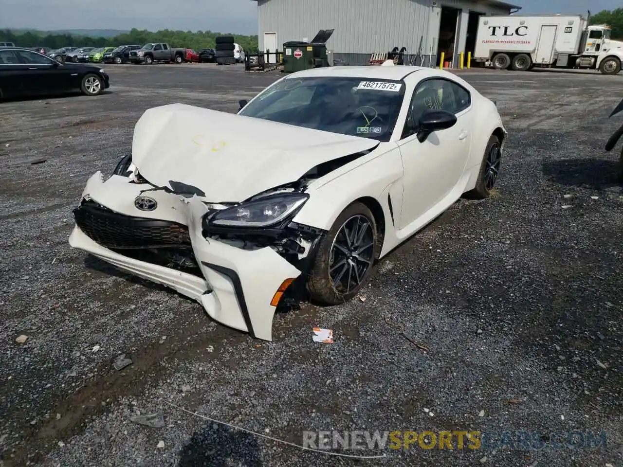 2 Photograph of a damaged car JF1ZNBC11N8752166 TOYOTA GR 86 2022