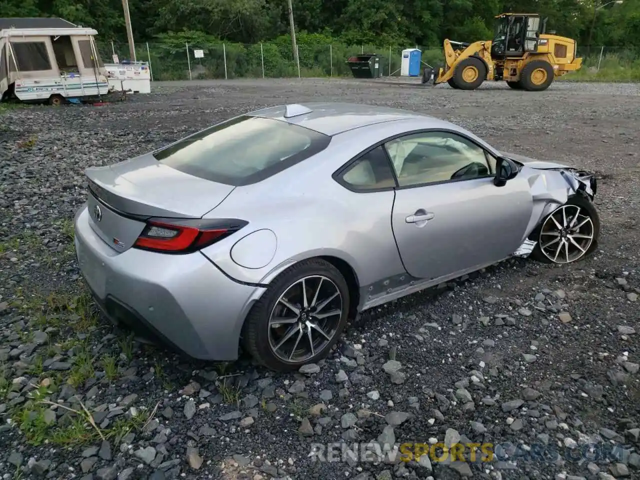 4 Photograph of a damaged car JF1ZNBC17N8752608 TOYOTA GR 86 2022